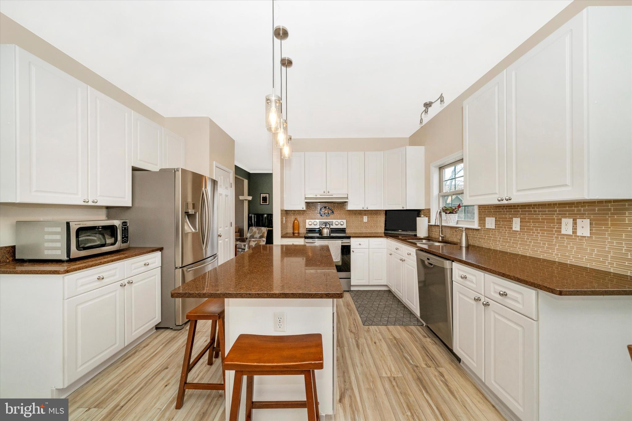 THE MEADOWS - Residential