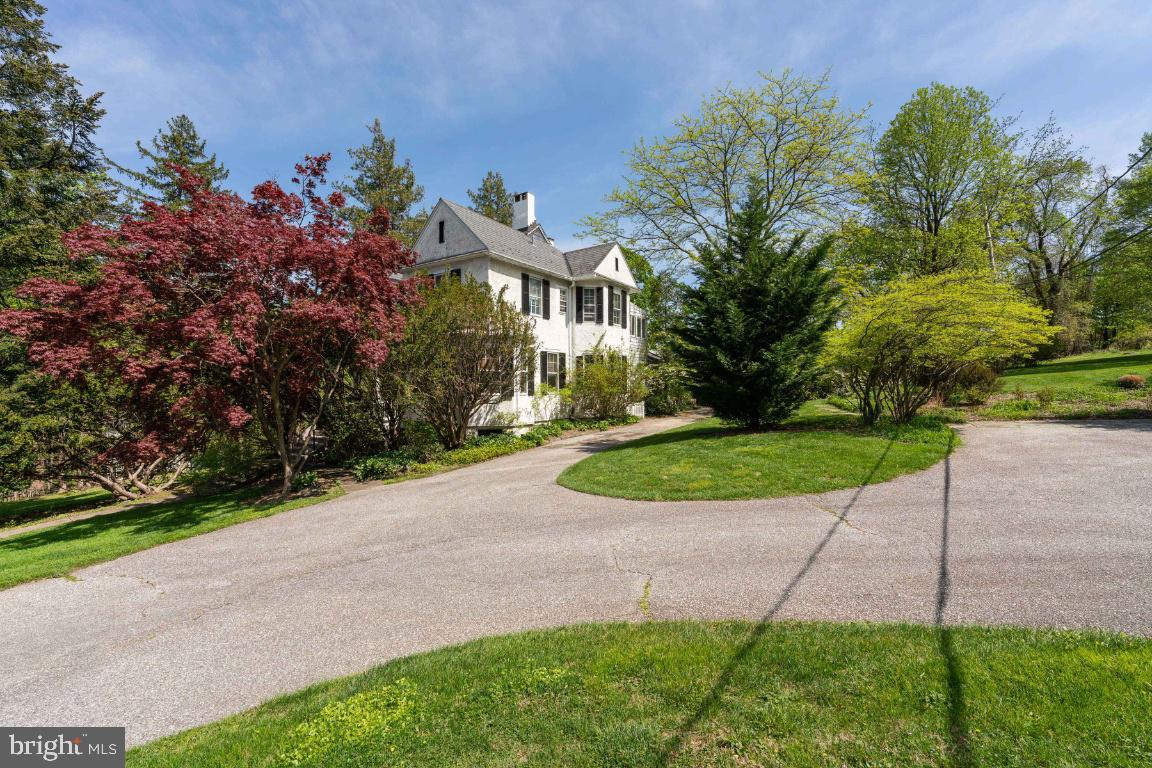 1807 KENWAY ROAD