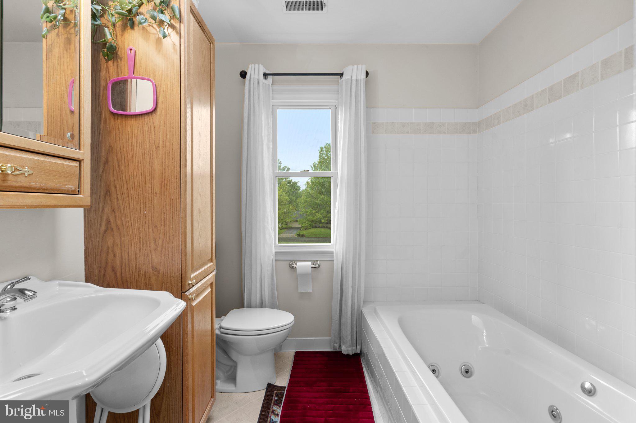 HOMELAND VILLAGE - Residential