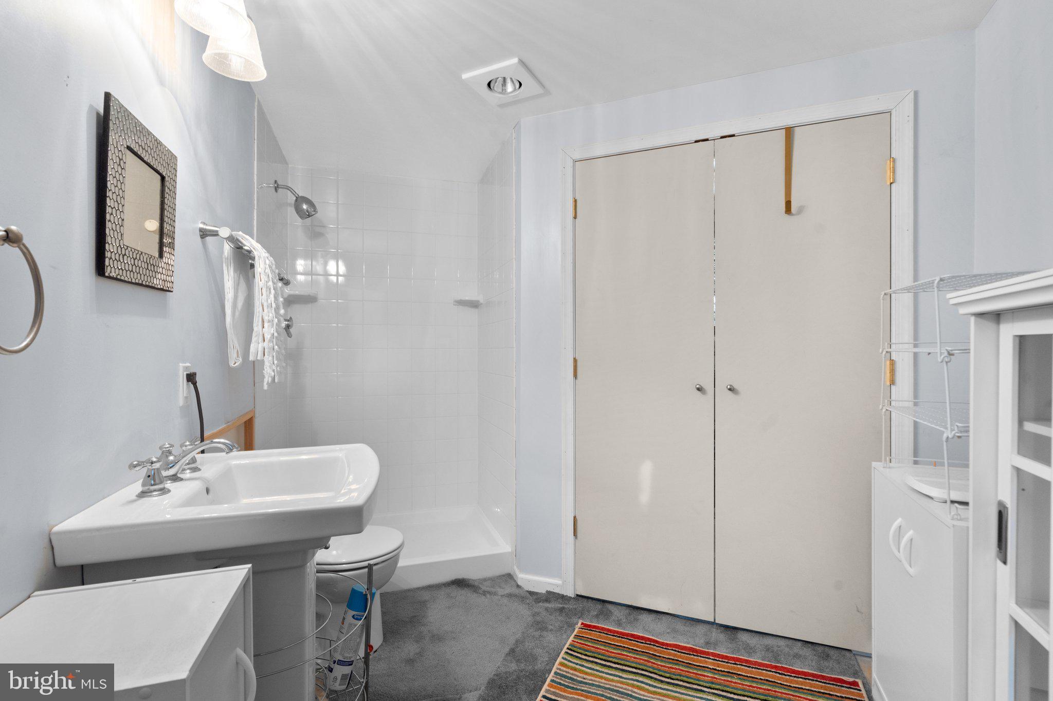 HOMELAND VILLAGE - Residential