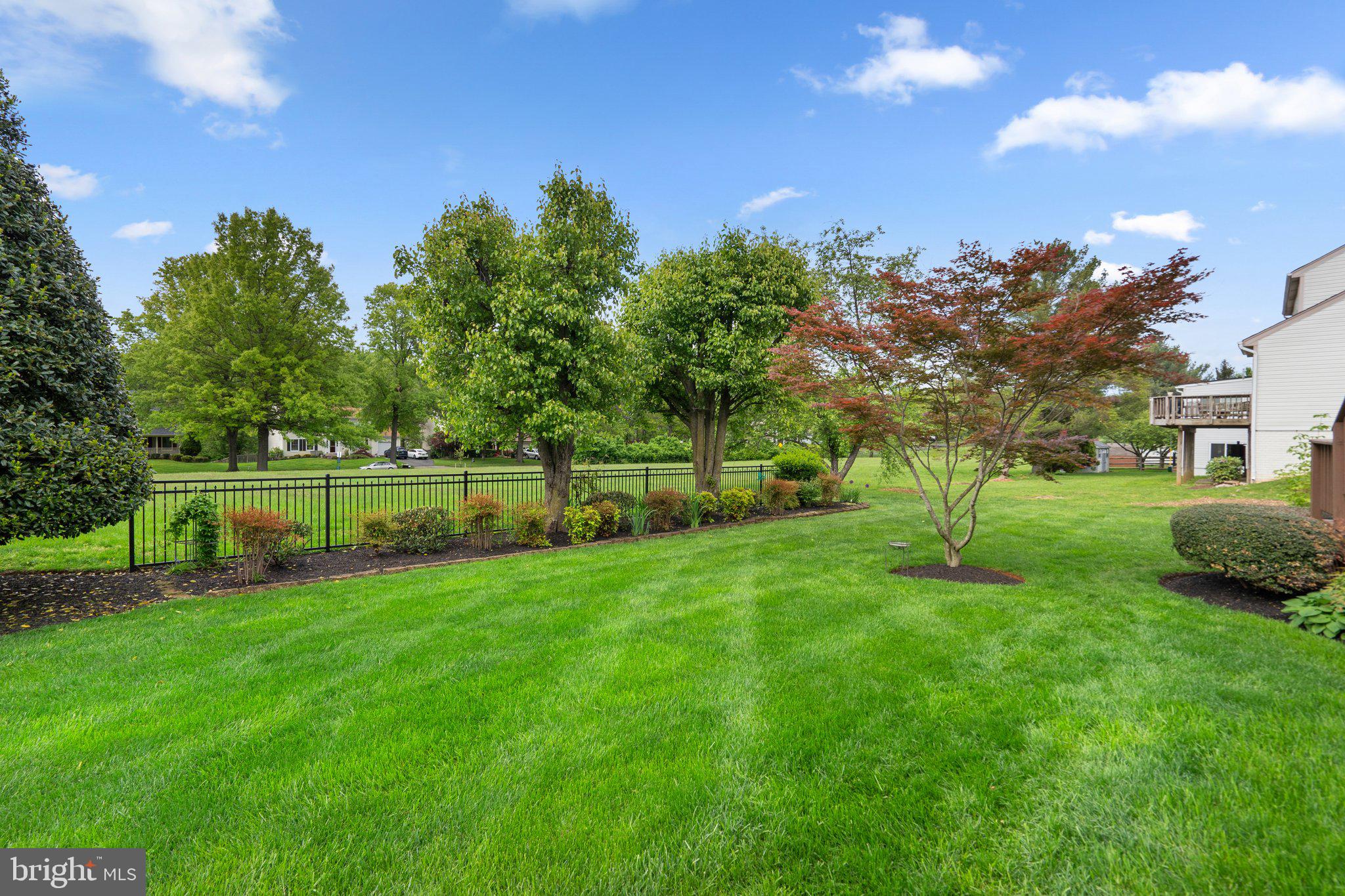 HOMELAND VILLAGE - Residential