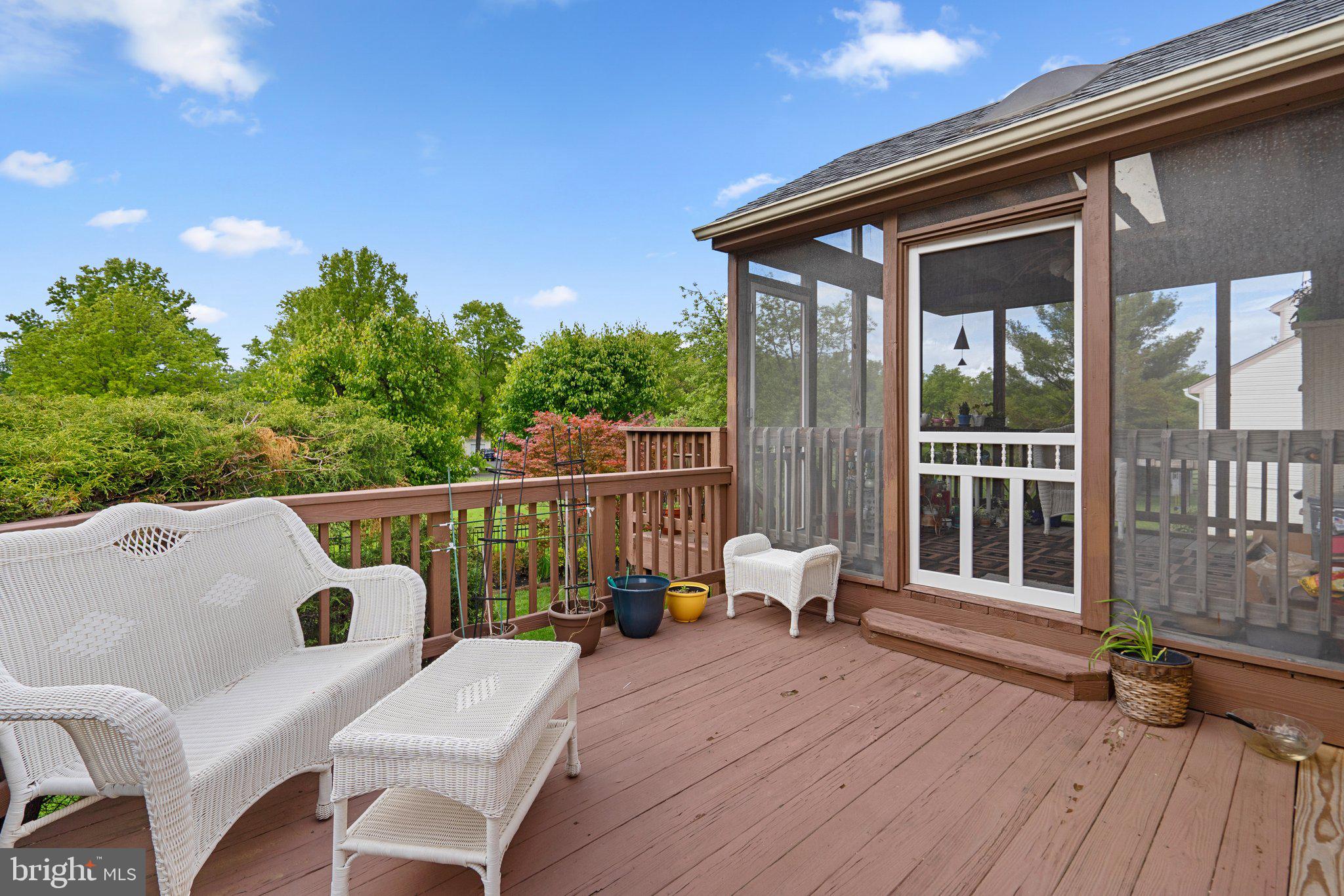 HOMELAND VILLAGE - Residential