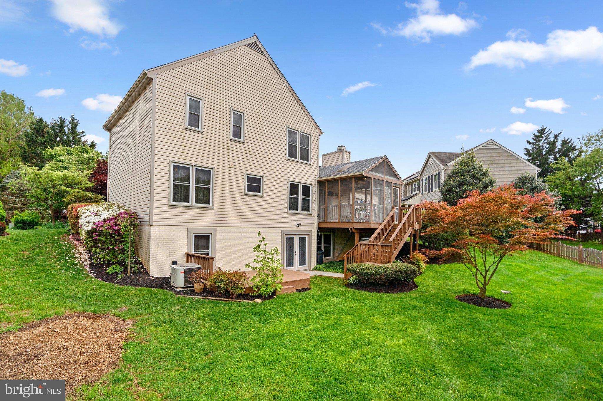 HOMELAND VILLAGE - Residential