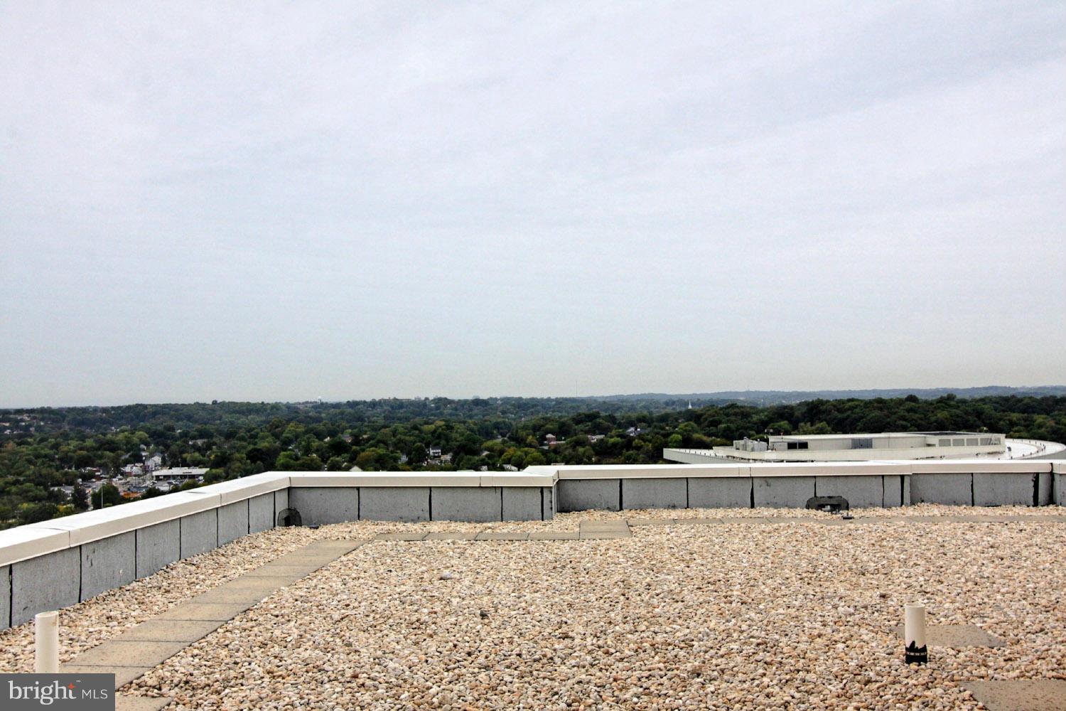 CONTINENTAL - Residential Lease