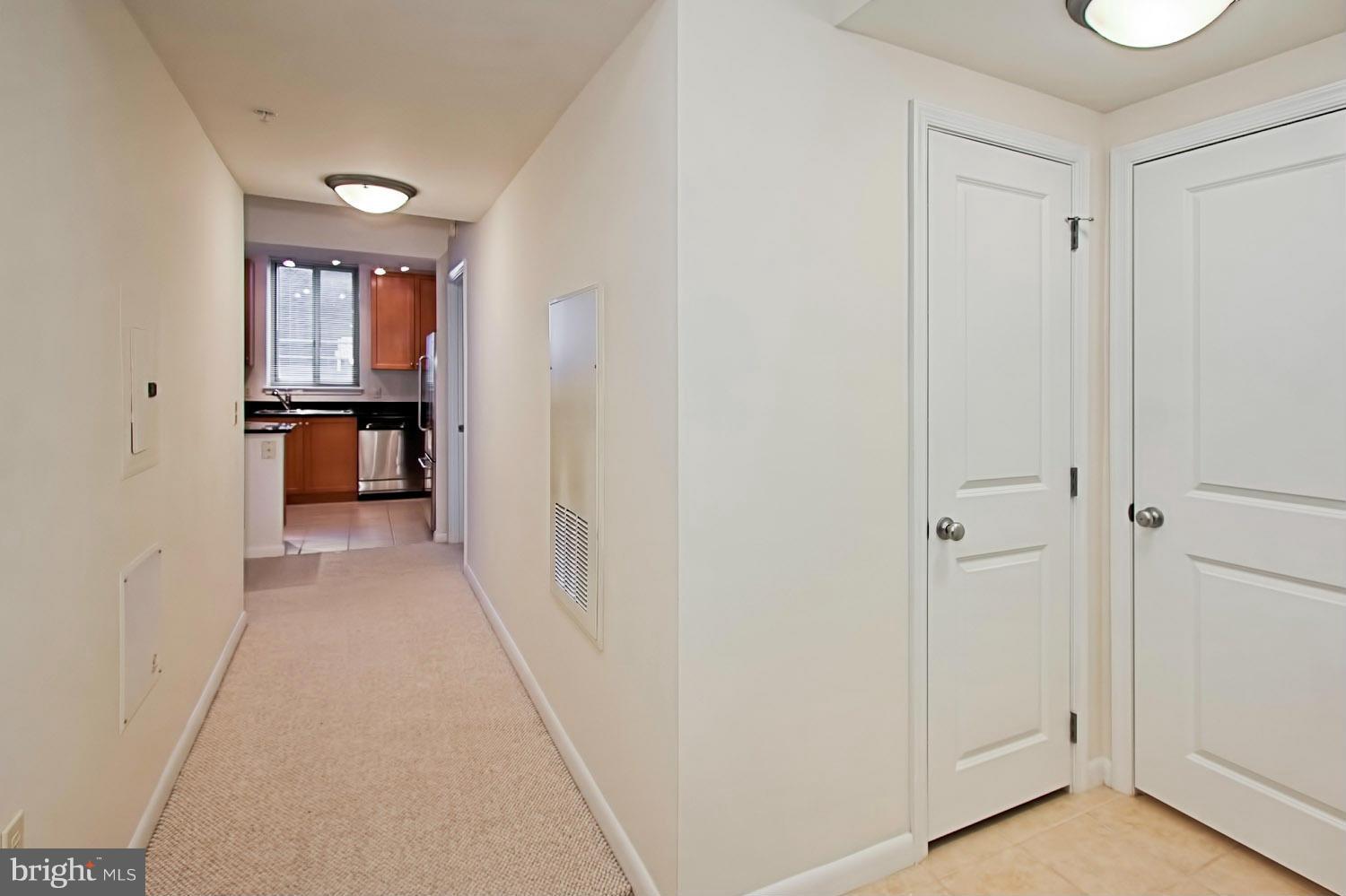 CONTINENTAL - Residential Lease