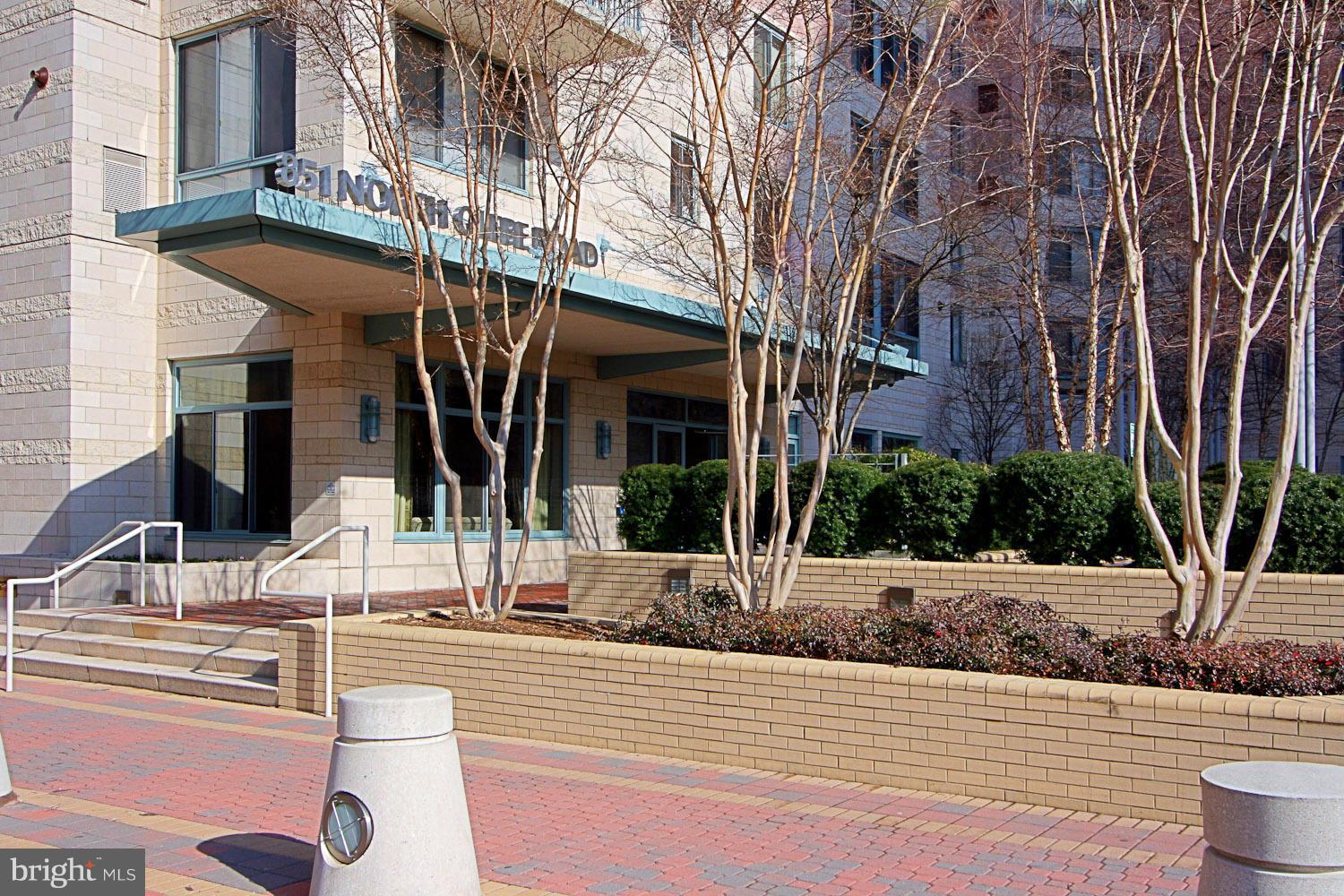 CONTINENTAL - Residential Lease