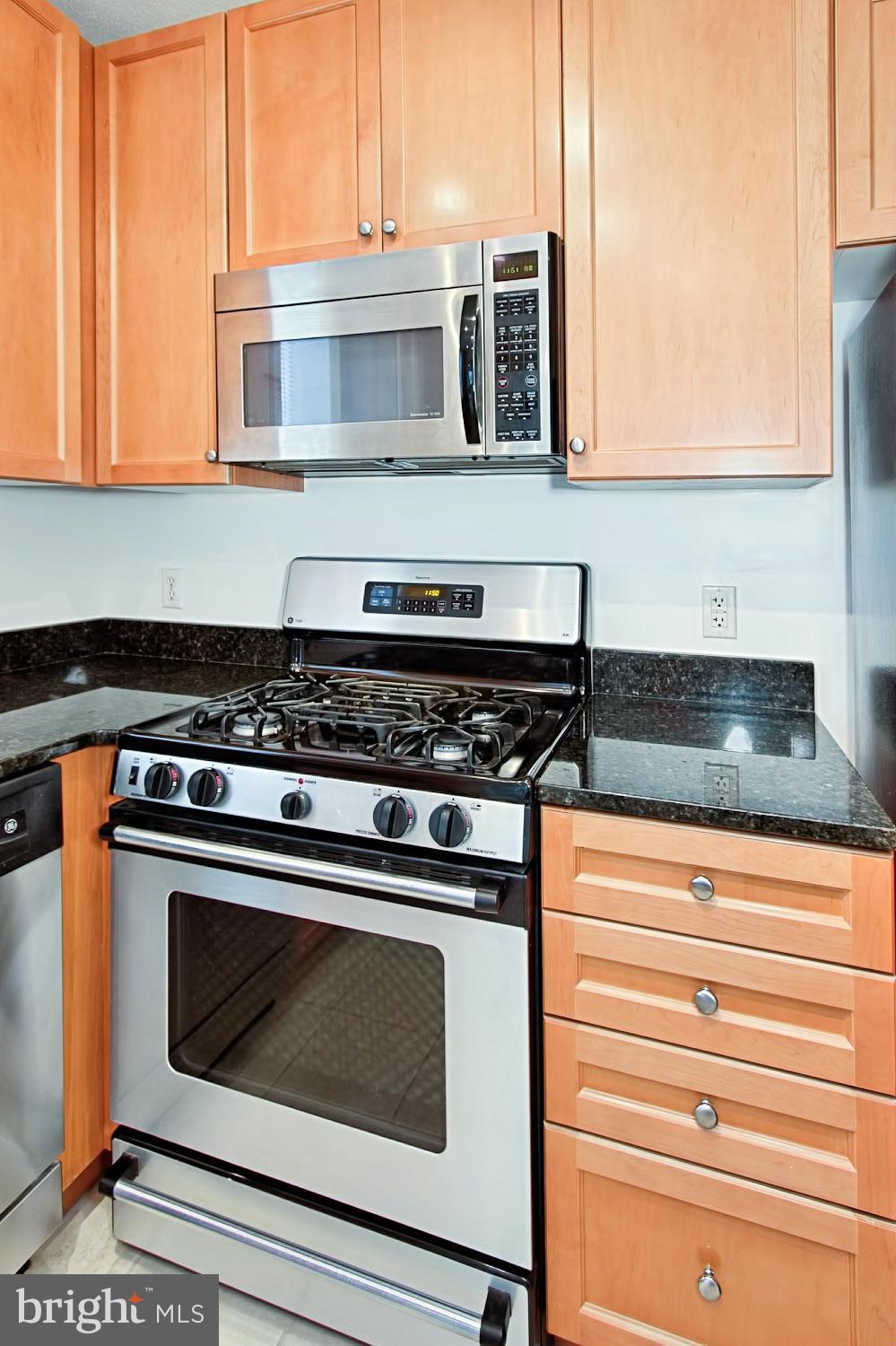 CONTINENTAL - Residential Lease