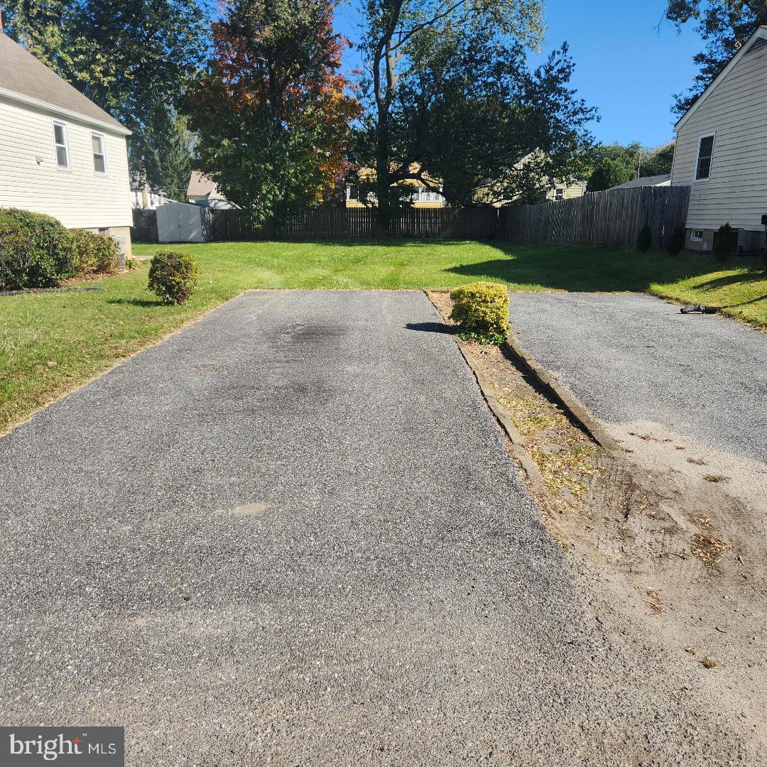 CATONSVILLE MANOR - Residential