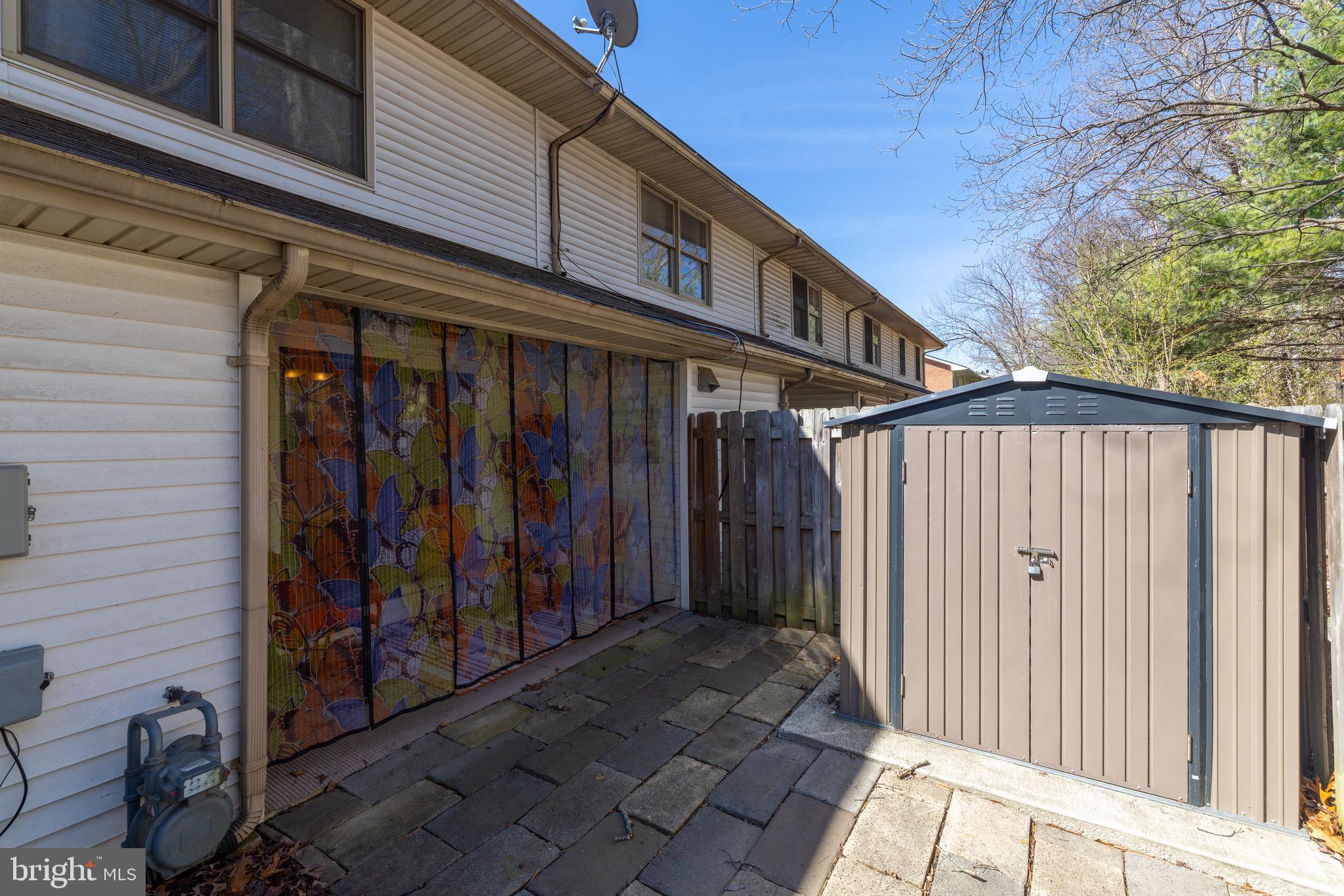 OLDE GREENWICH - Residential