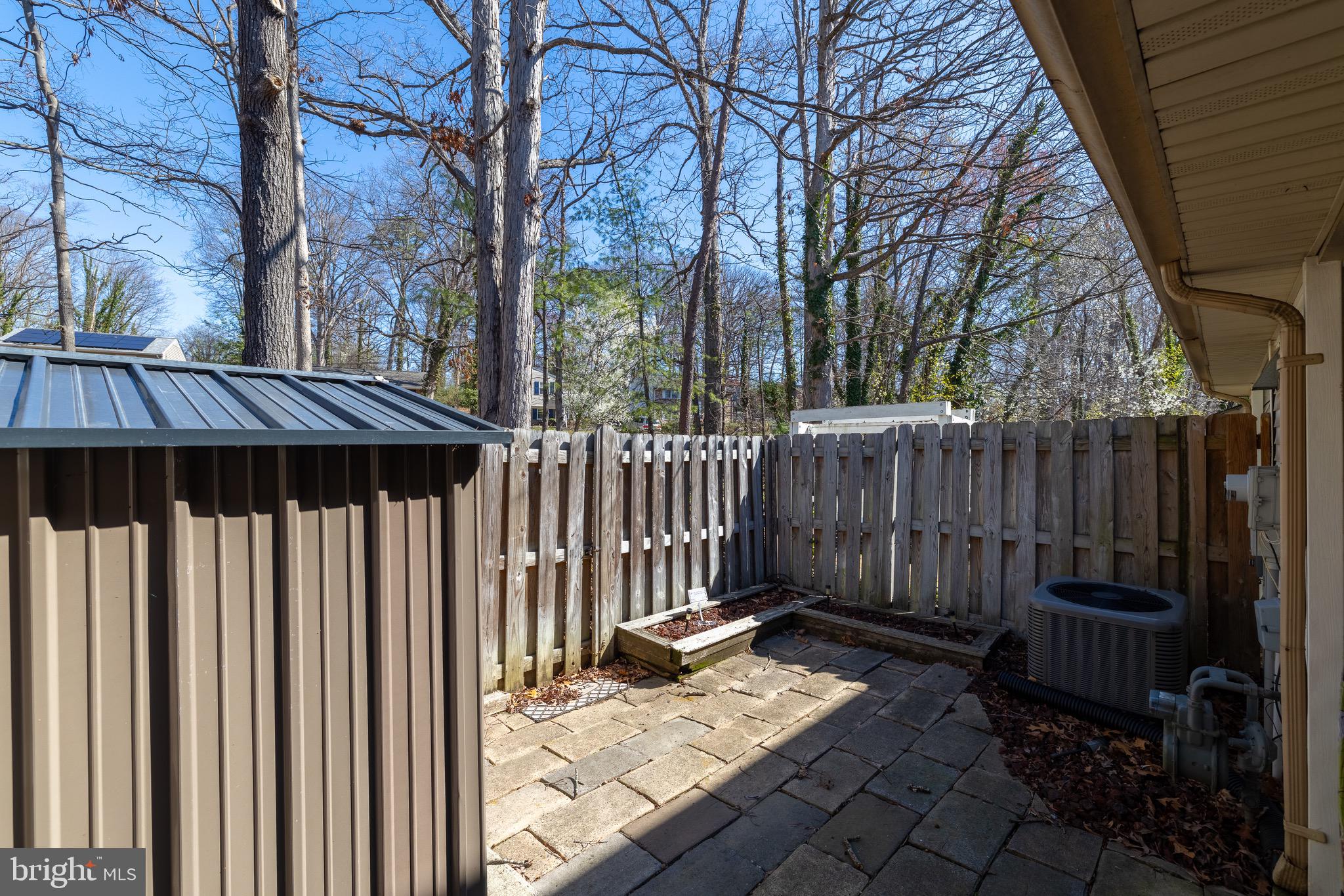 OLDE GREENWICH - Residential