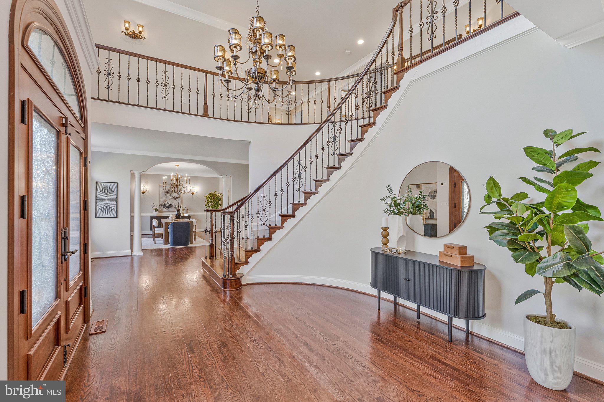 WOODSIDE ESTATES - Residential