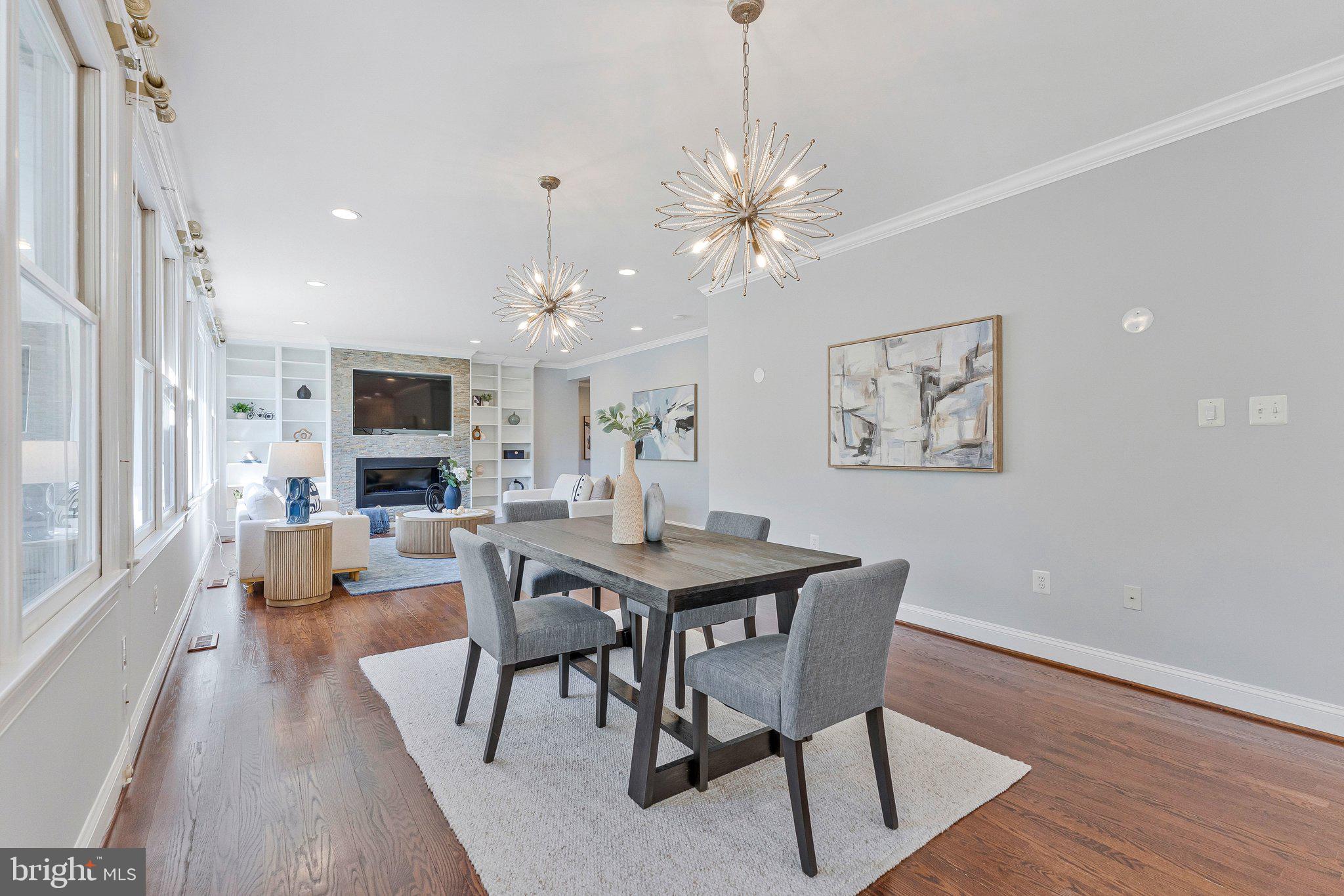 WOODSIDE ESTATES - Residential