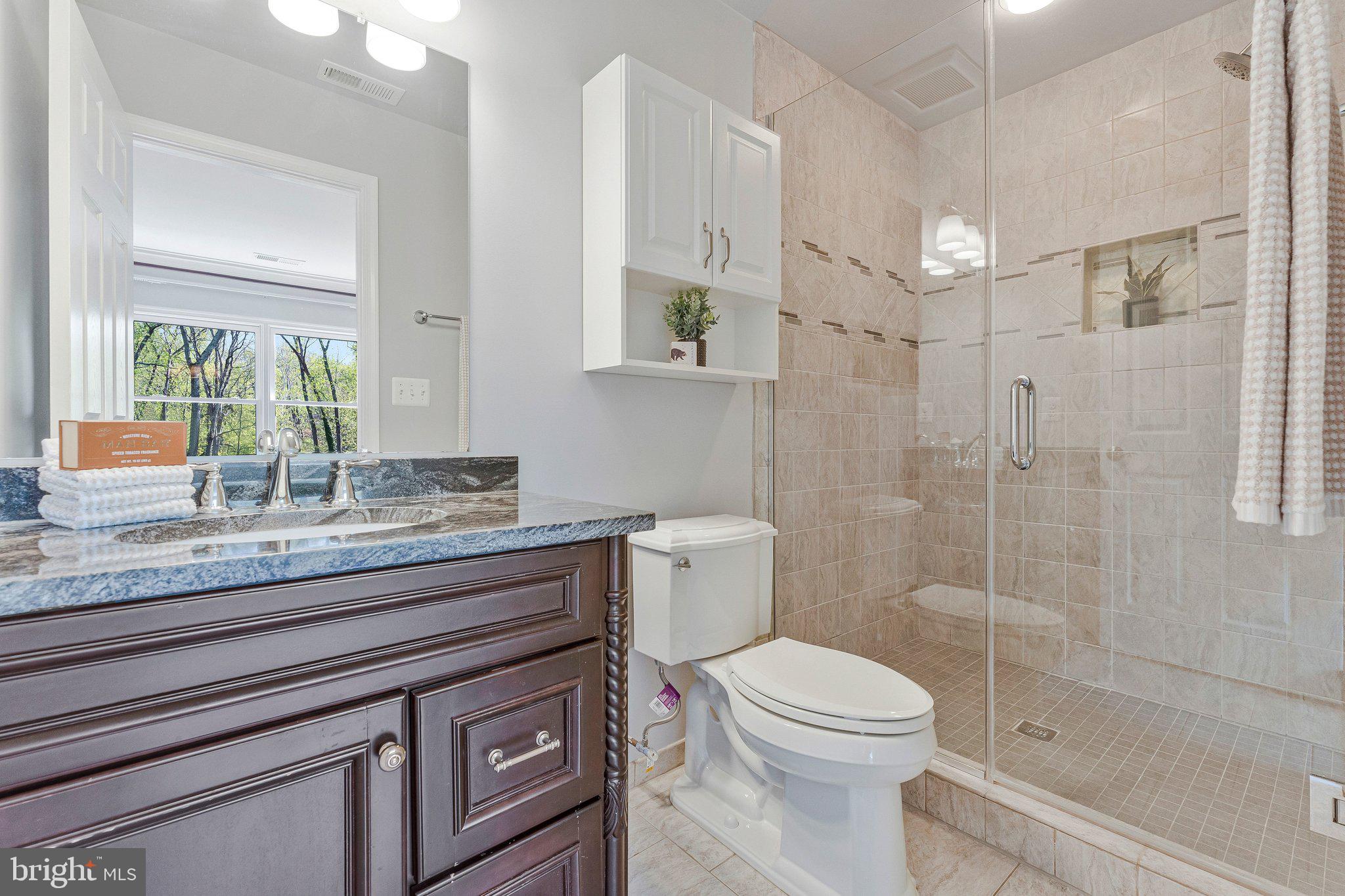 WOODSIDE ESTATES - Residential