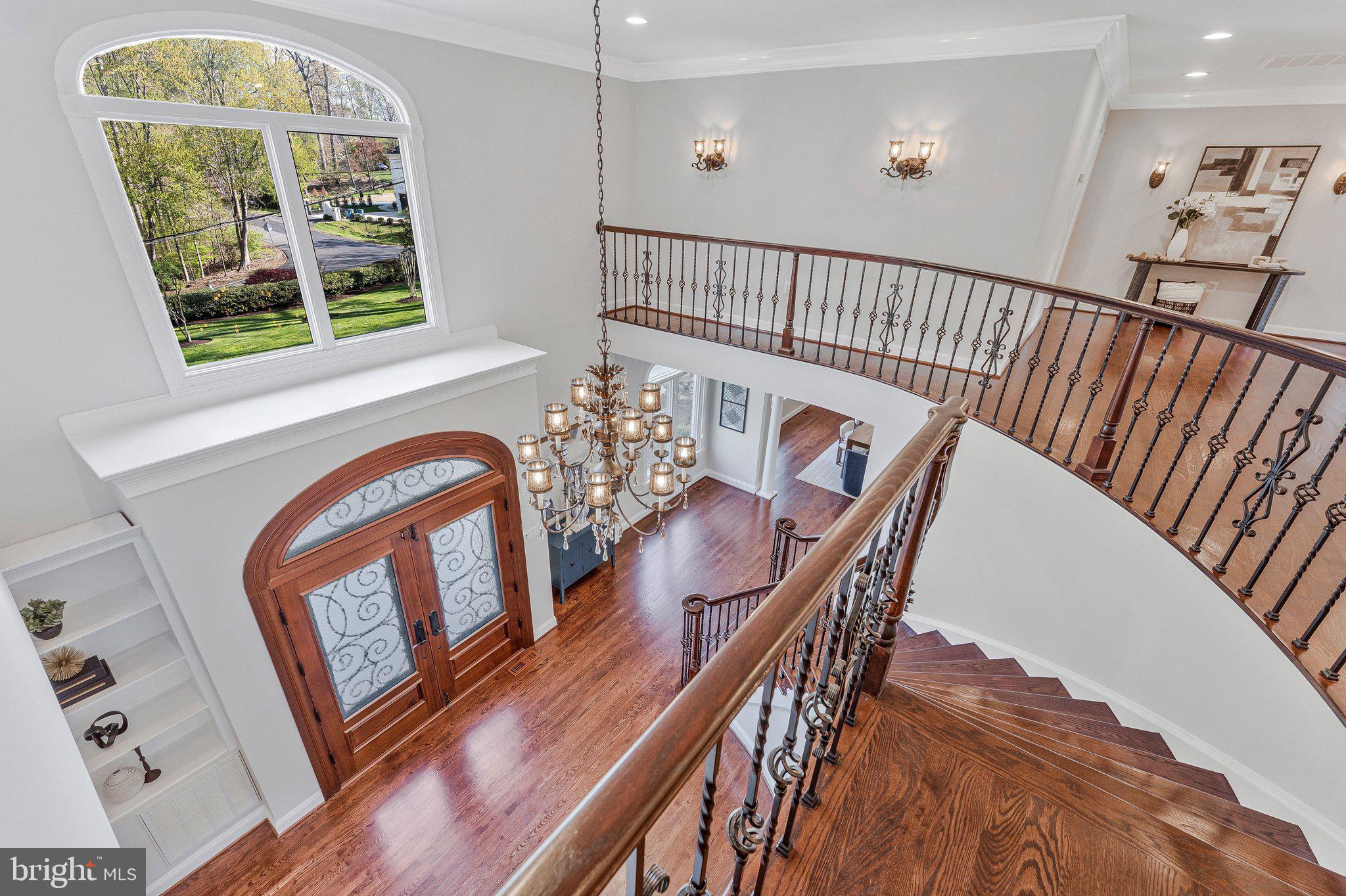 WOODSIDE ESTATES - Residential