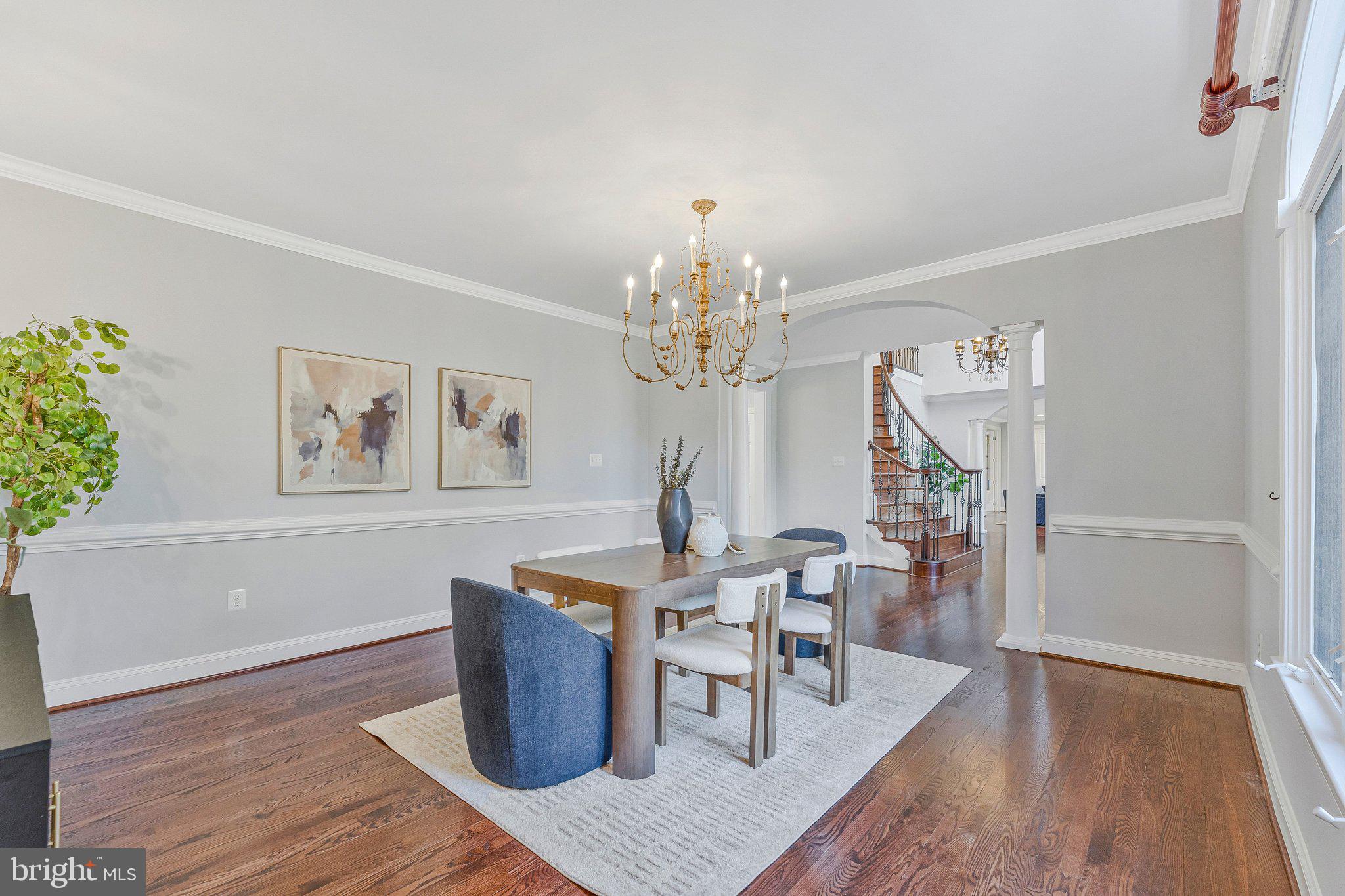 WOODSIDE ESTATES - Residential