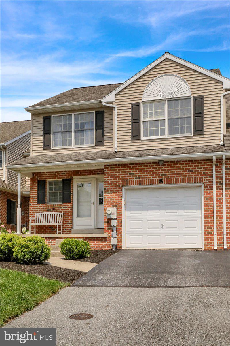 8 SPRING HILL LANE