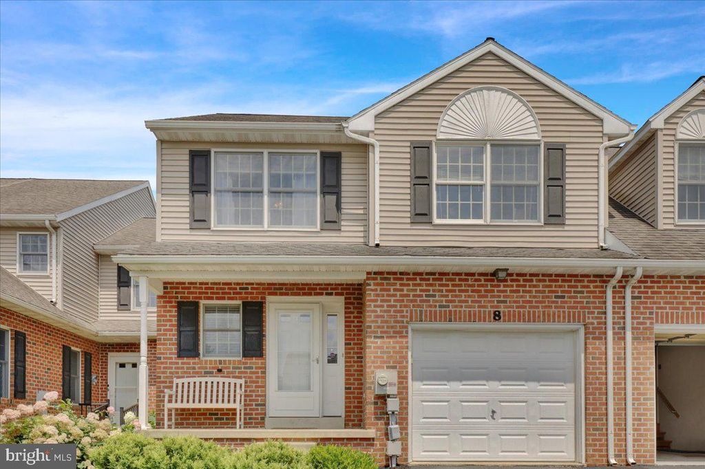 Photo of 8 Spring Hill Lane, MOUNTVILLE, PA 17554 (MLS # PALA2072630)