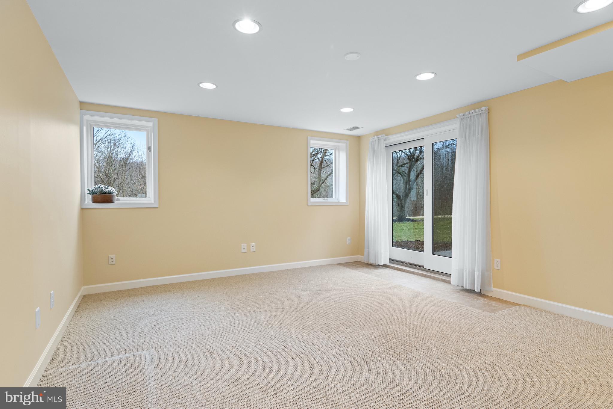 MILLSTREAM RIDGE - Residential