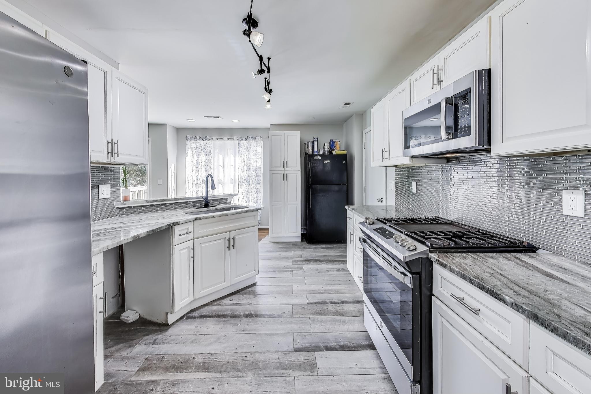 TYBURN OAKS SUB - Residential