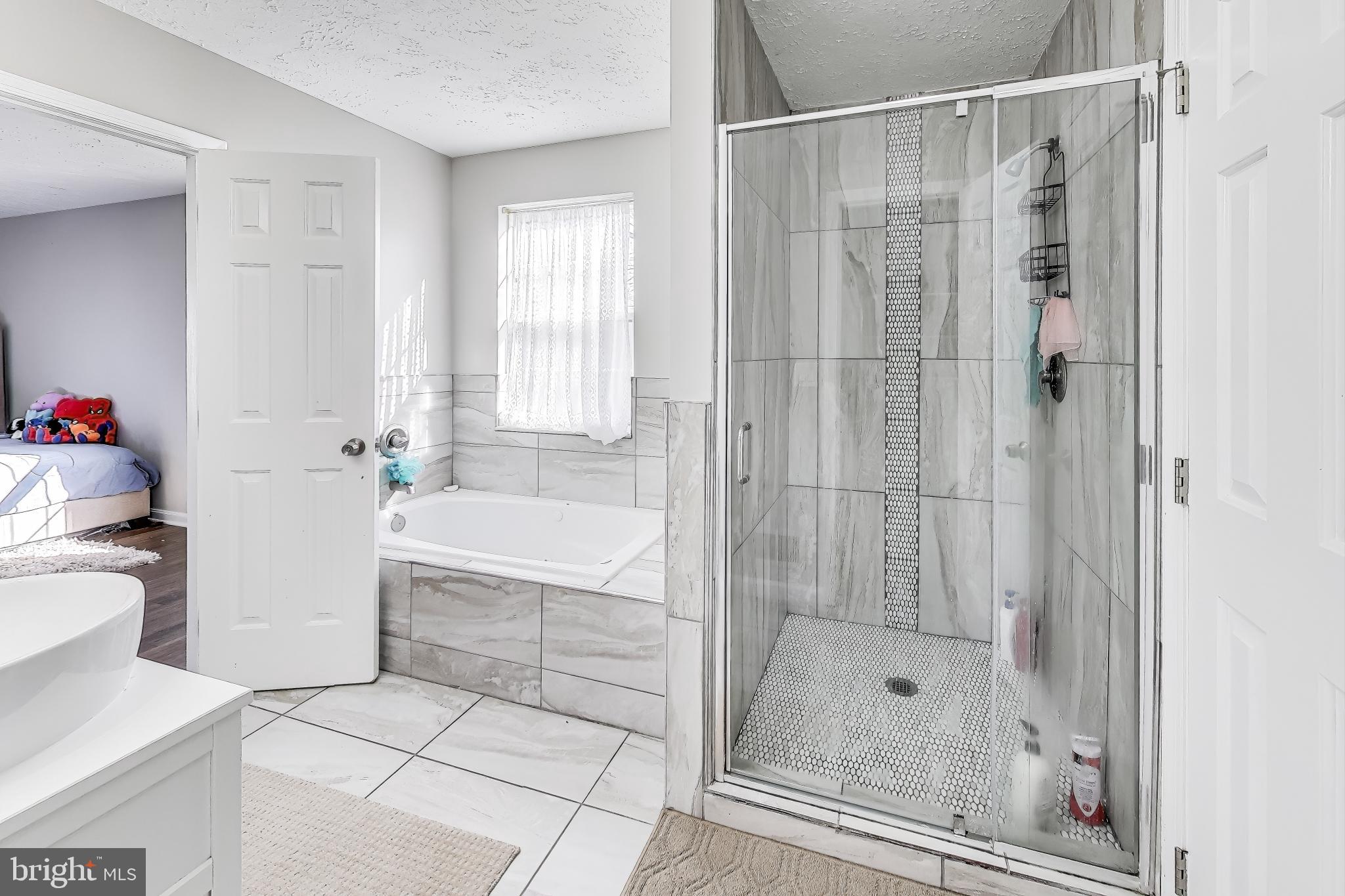 TYBURN OAKS SUB - Residential