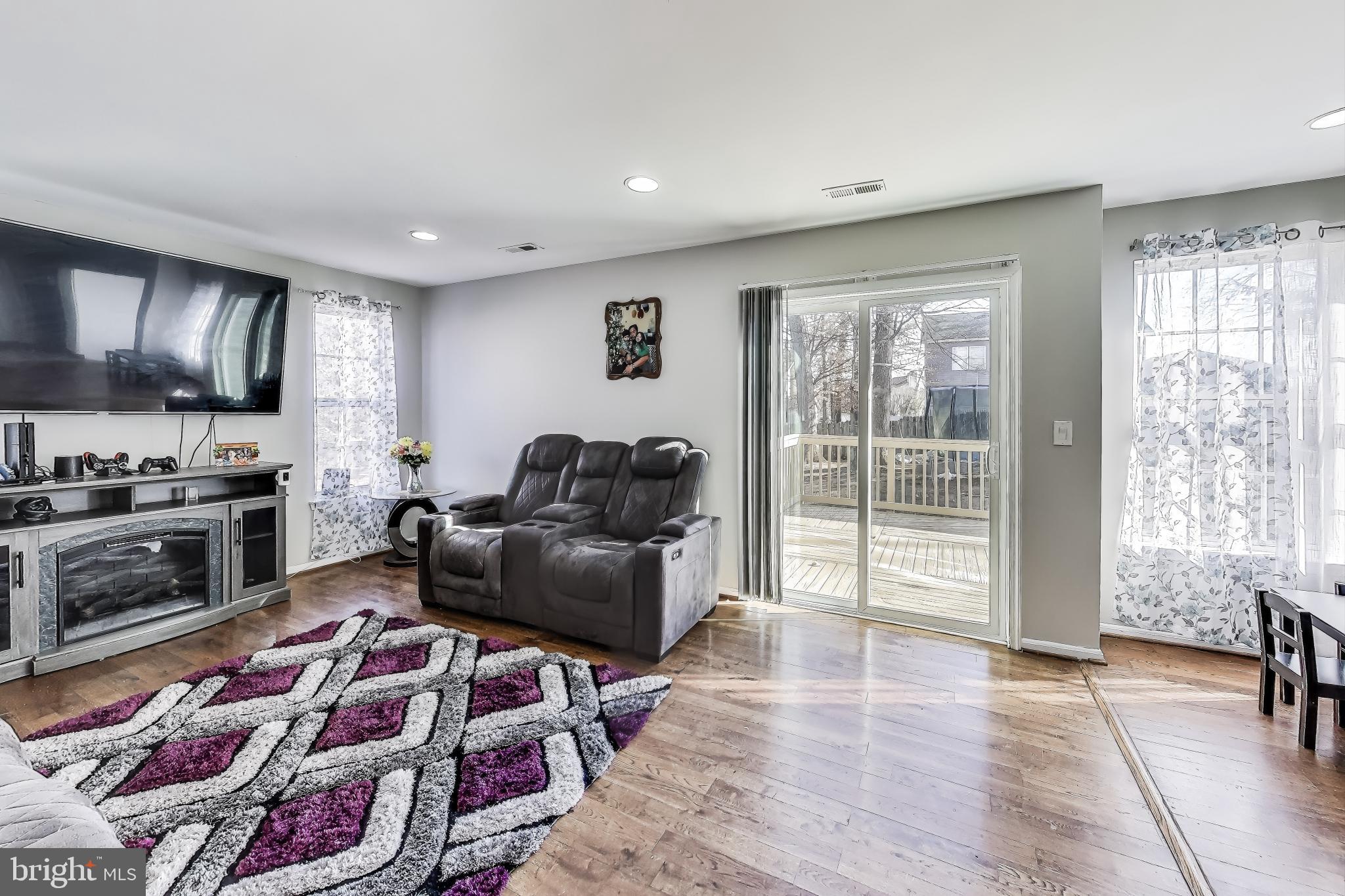 TYBURN OAKS SUB - Residential