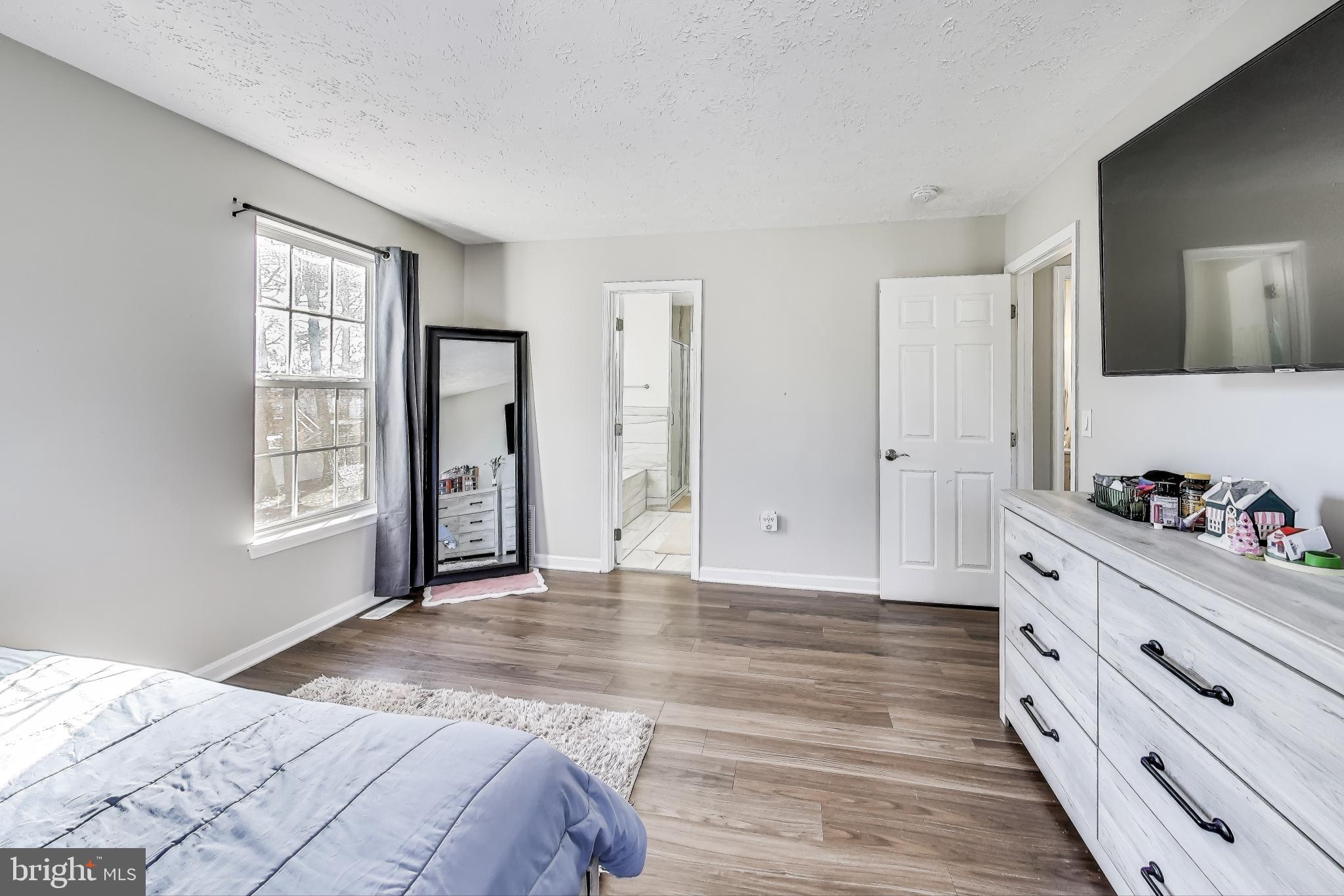 TYBURN OAKS SUB - Residential