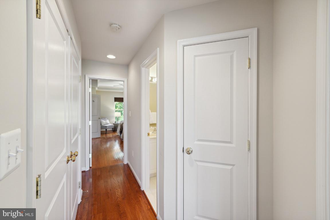 LORTON STATION SOUTH - Residential