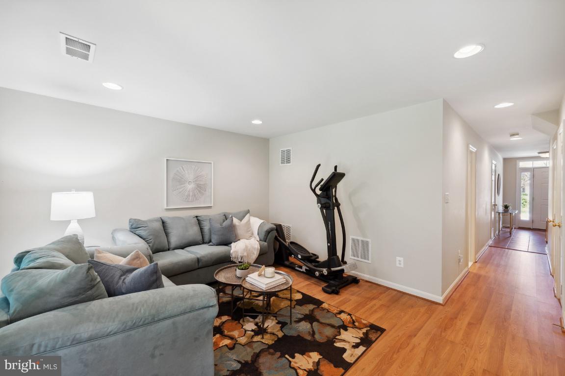 LORTON STATION SOUTH - Residential