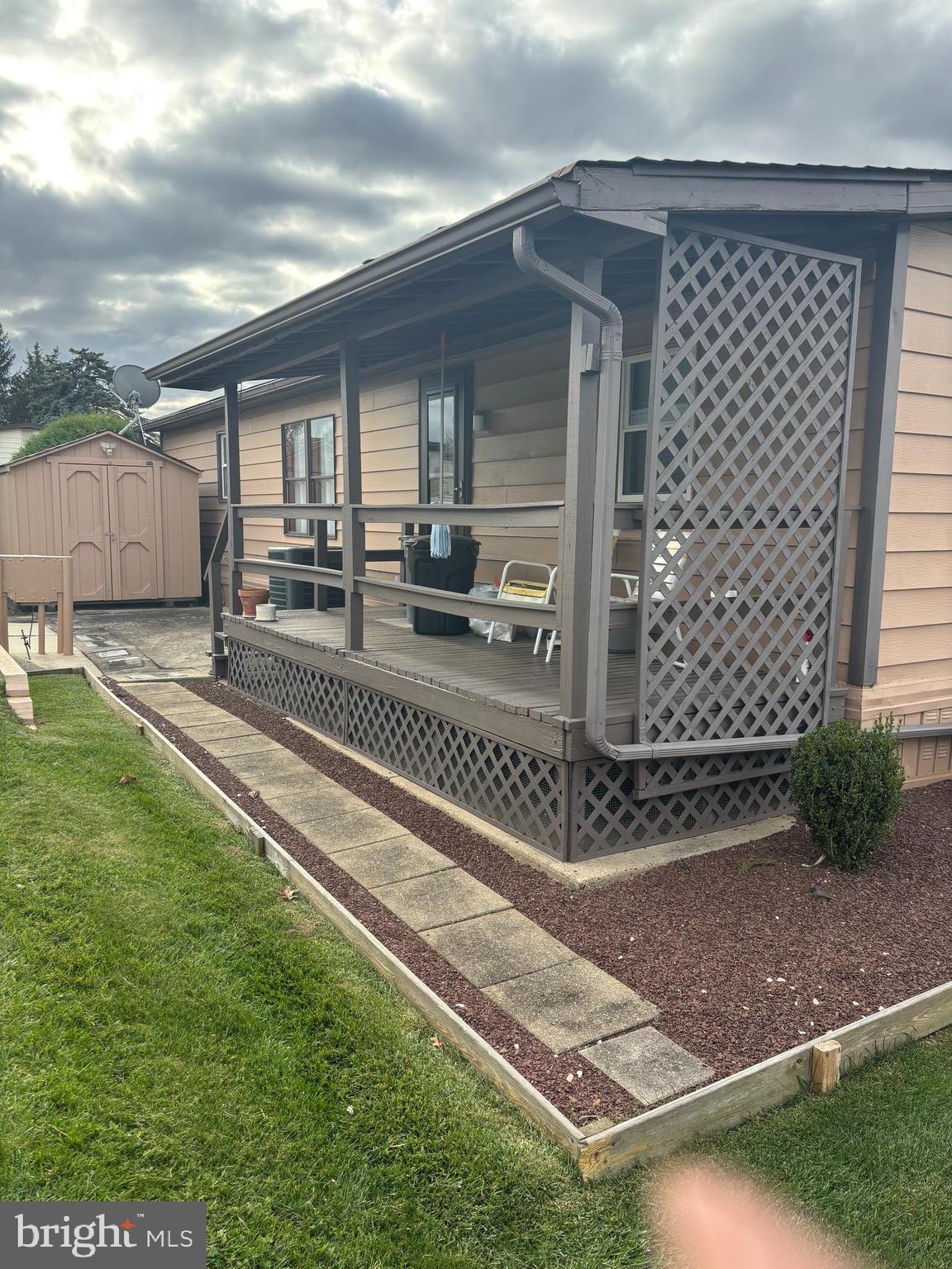 NESHAMINY FALLS - Residential