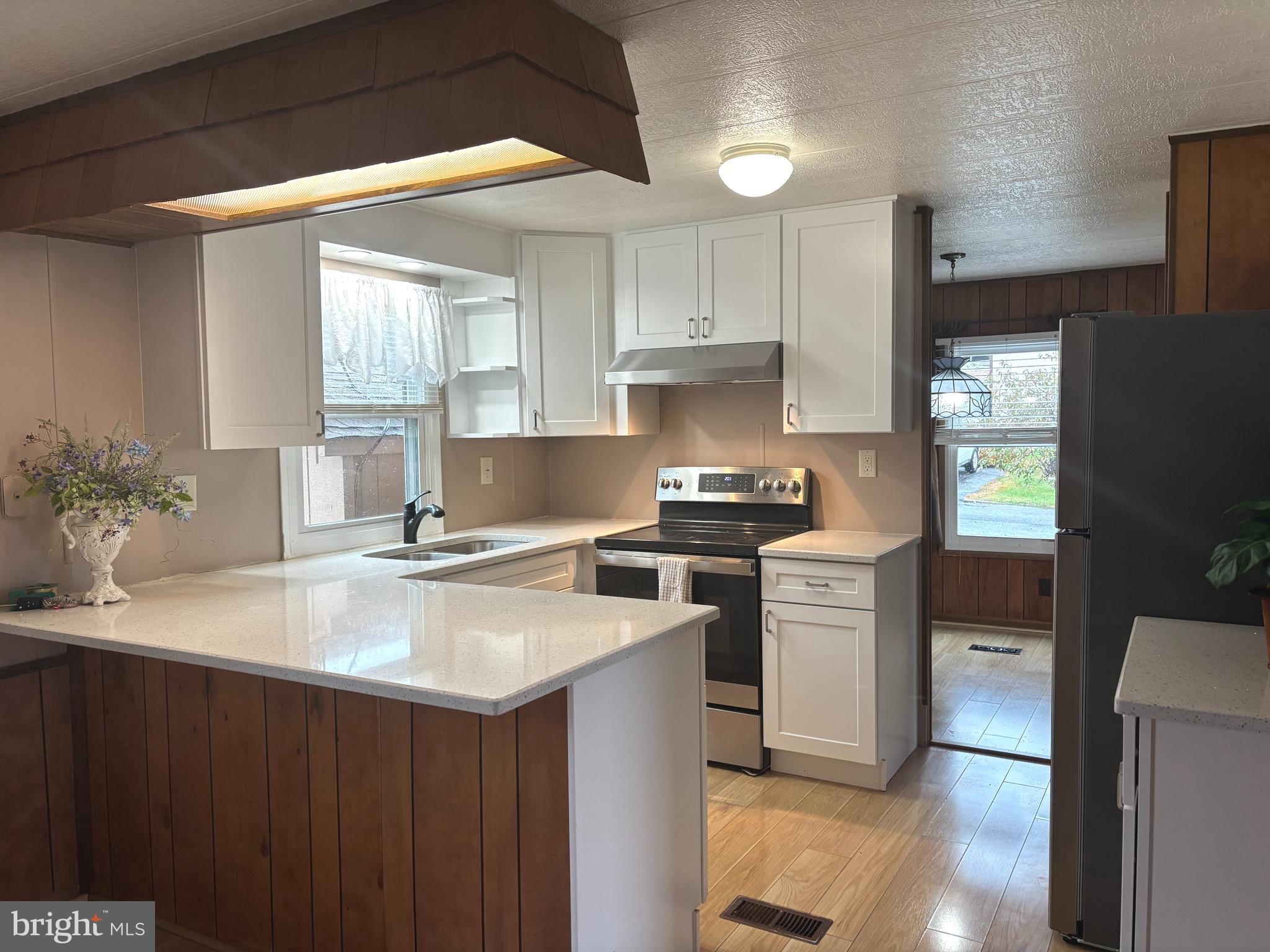 NESHAMINY FALLS - Residential