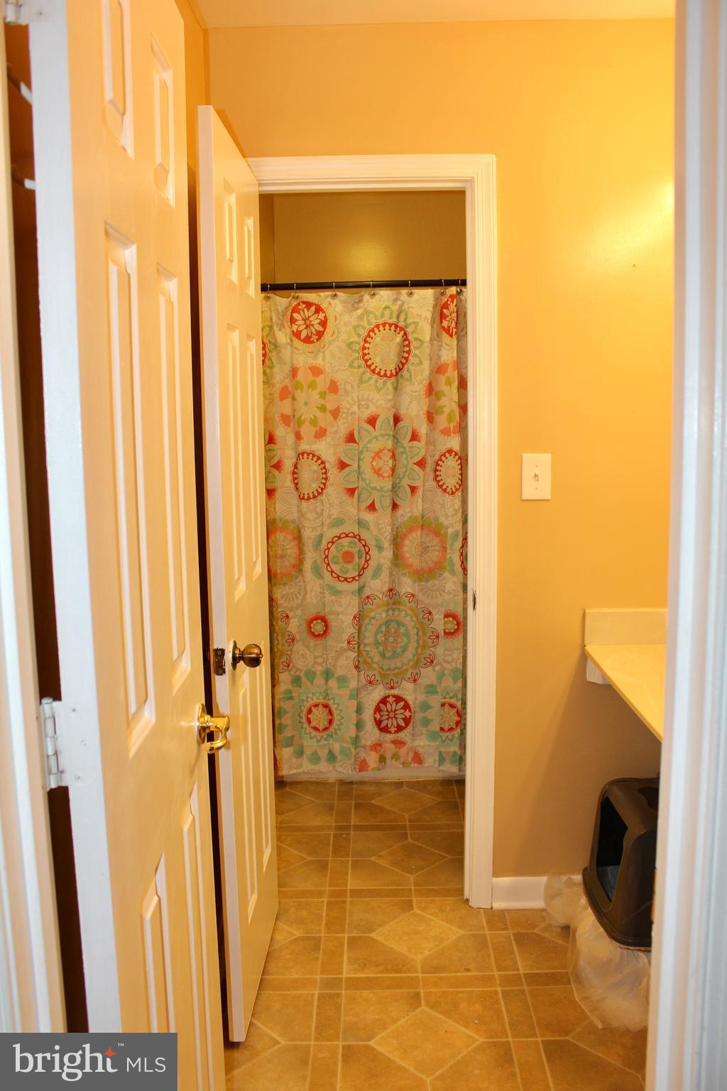 HOLLEYBROOKE/COBBLESTONE - Residential