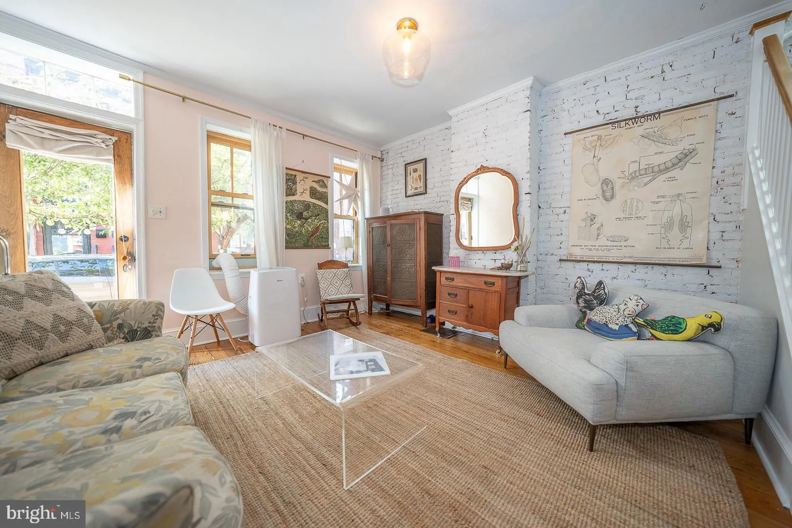 Philadelphia, Pennsylvania 19147, United States, 2 Bedrooms Bedrooms, ,1 BathroomBathrooms,Residential,Contingent,208495