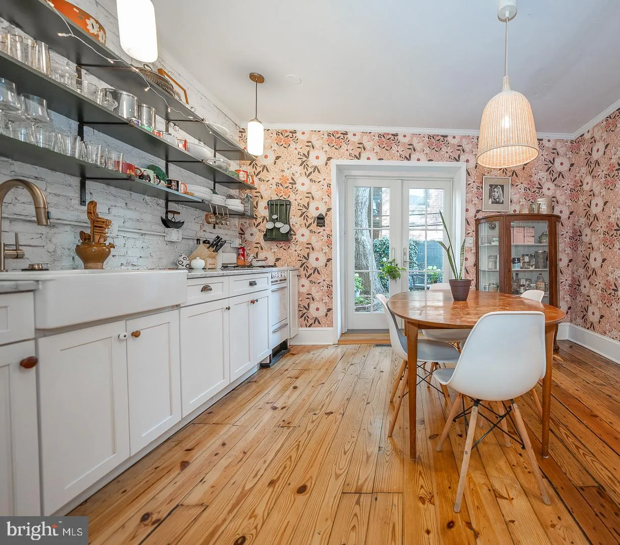 Philadelphia, Pennsylvania 19147, United States, 2 Bedrooms Bedrooms, ,1 BathroomBathrooms,Residential,Contingent,208495