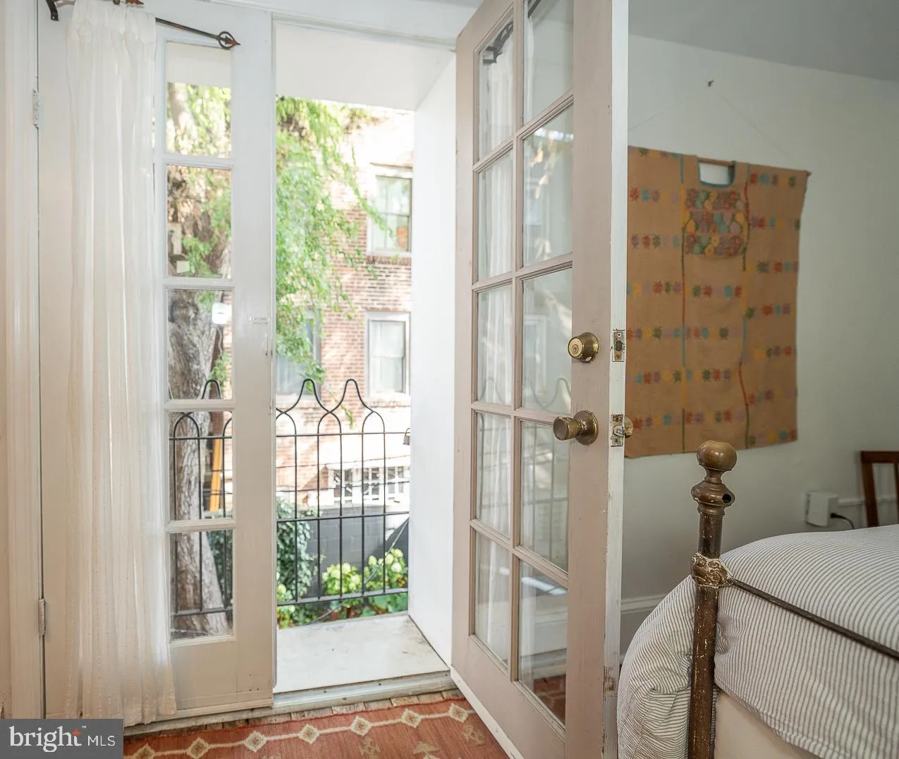 Philadelphia, Pennsylvania 19147, United States, 2 Bedrooms Bedrooms, ,1 BathroomBathrooms,Residential,Contingent,208495