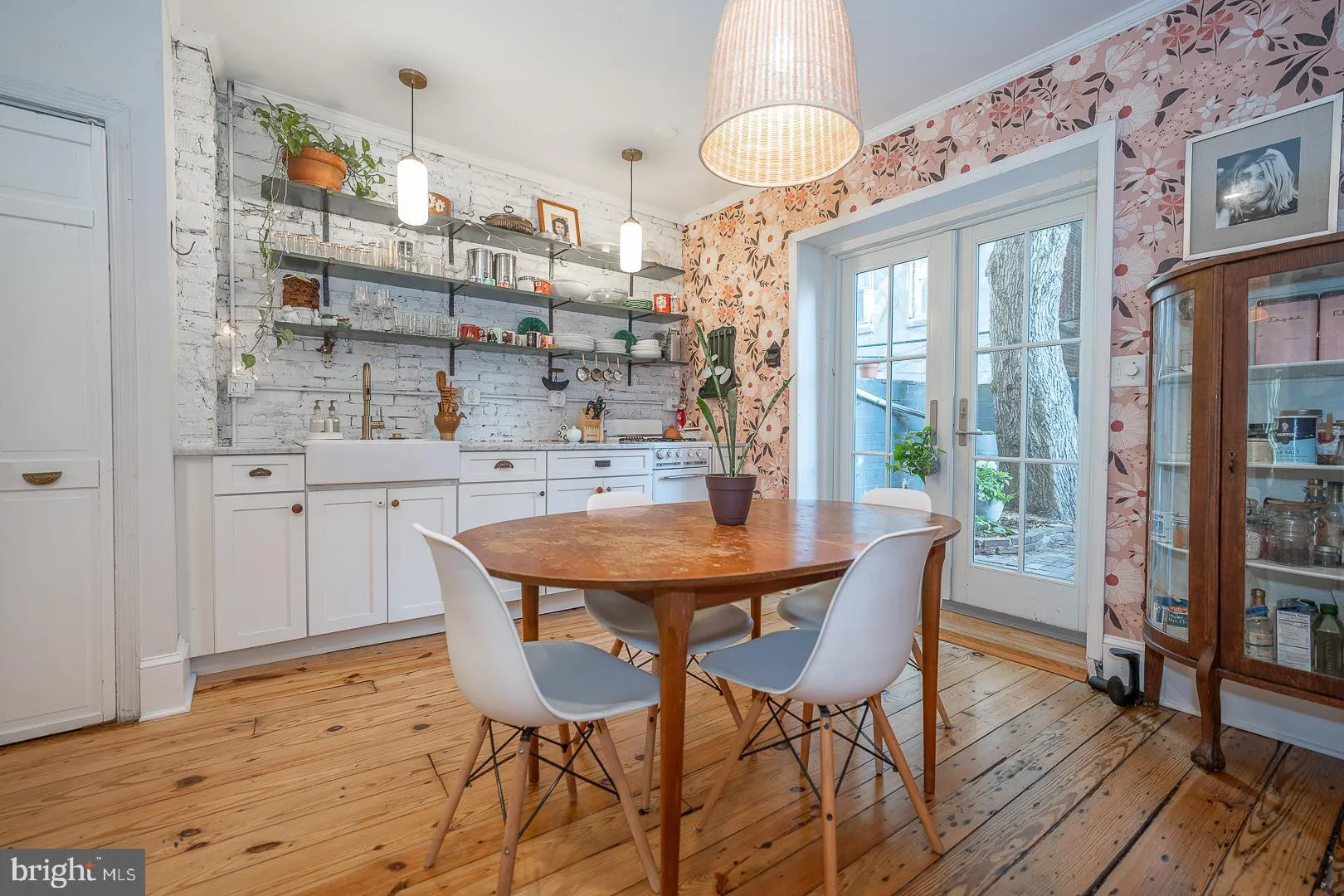 Philadelphia, Pennsylvania 19147, United States, 2 Bedrooms Bedrooms, ,1 BathroomBathrooms,Residential,Contingent,208495