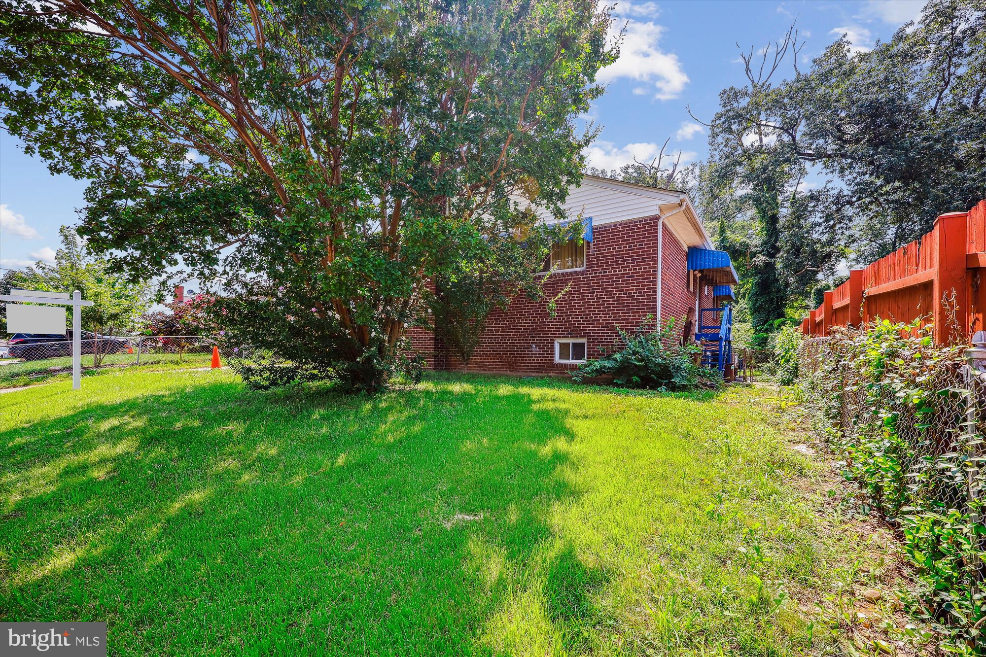 NEW HAMPSHIRE ESTATES - Residential