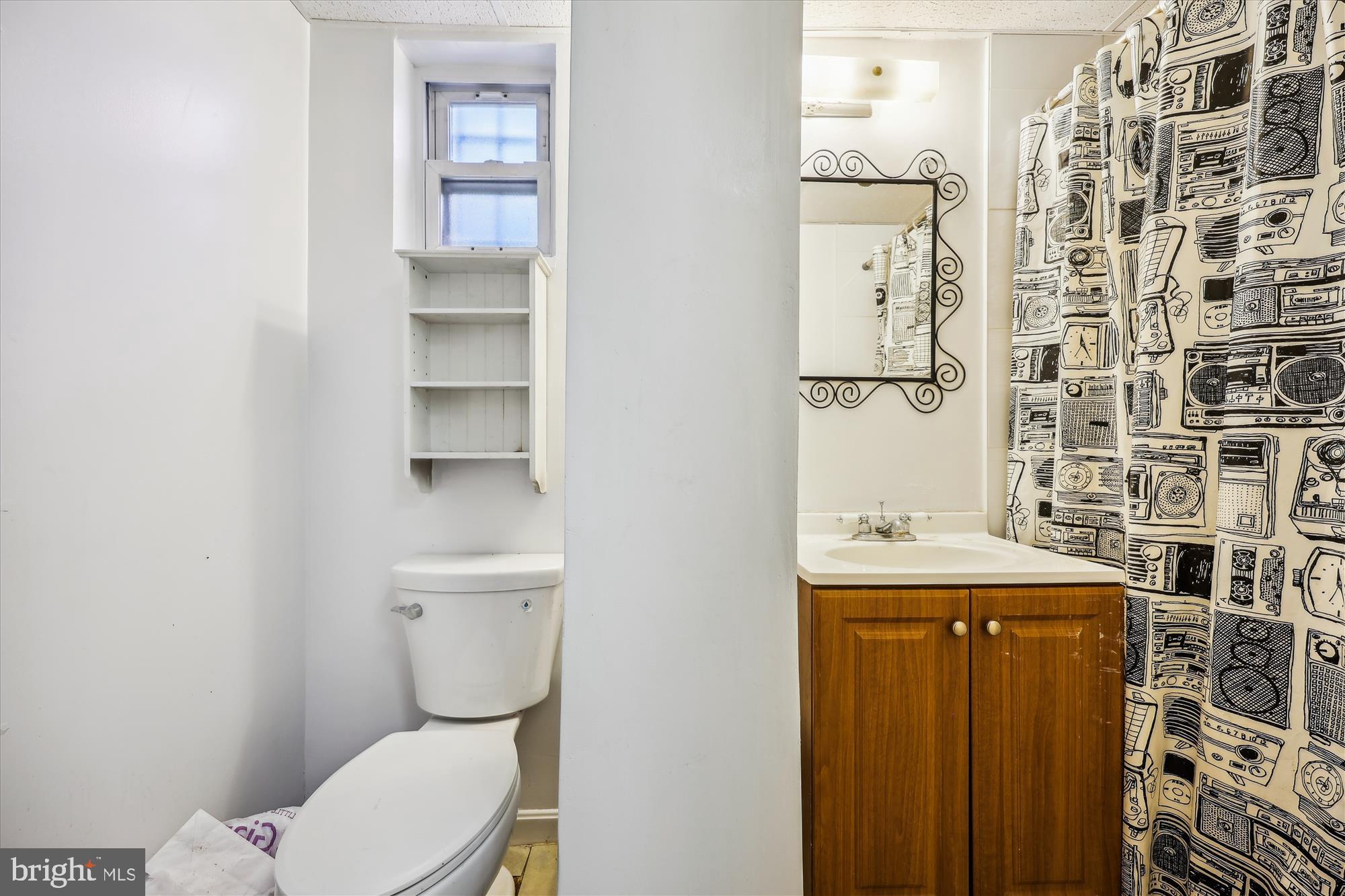 NEW HAMPSHIRE ESTATES - Residential