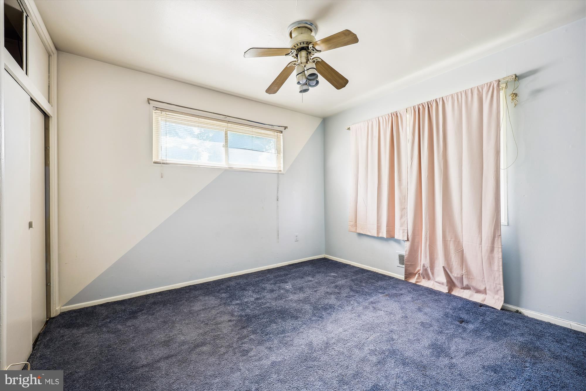 NEW HAMPSHIRE ESTATES - Residential