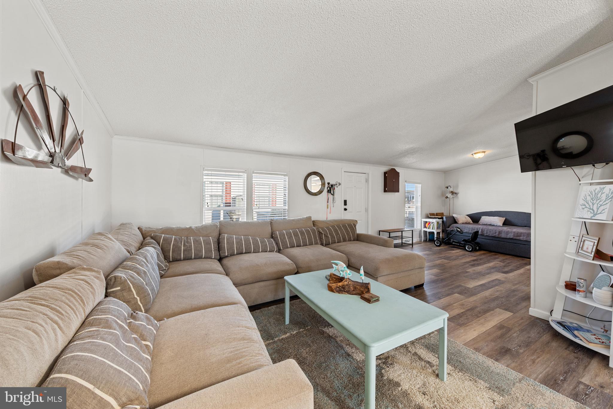 MARINERS COVE - Residential