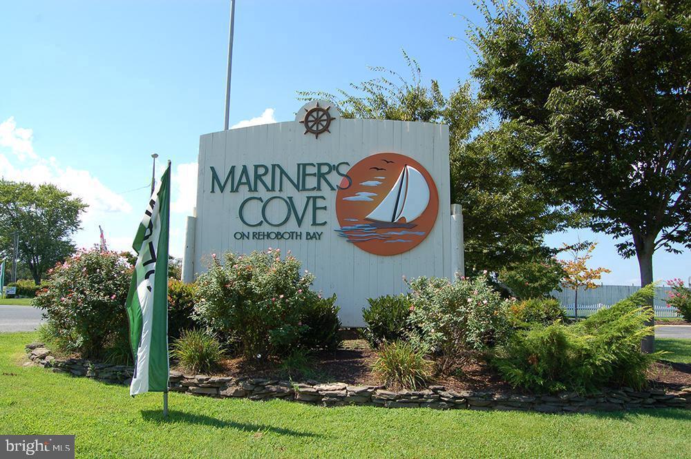 MARINERS COVE - Residential