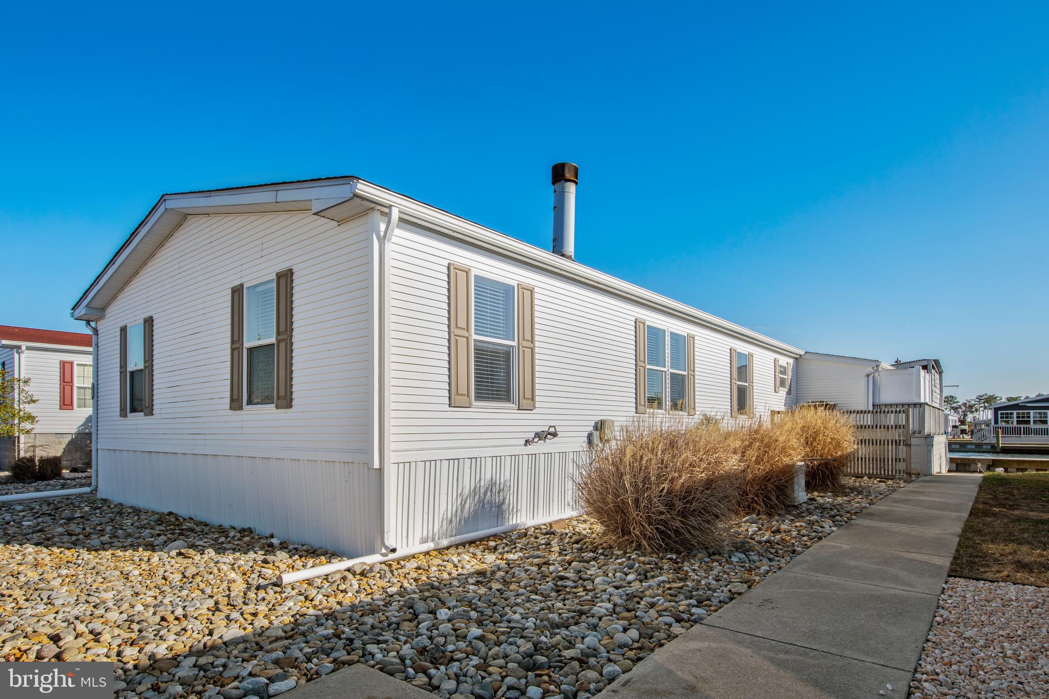 MARINERS COVE - Residential