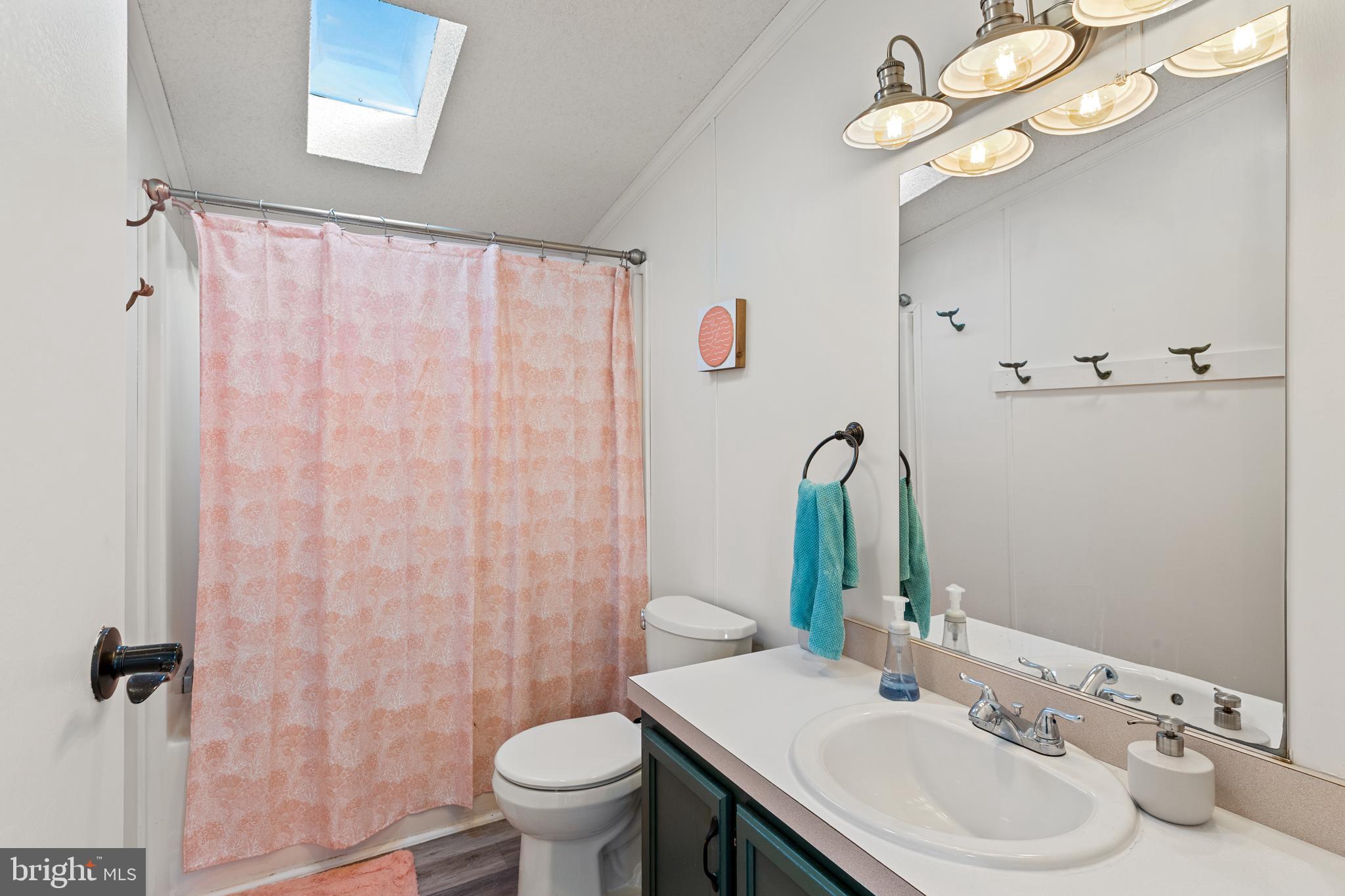 MARINERS COVE - Residential