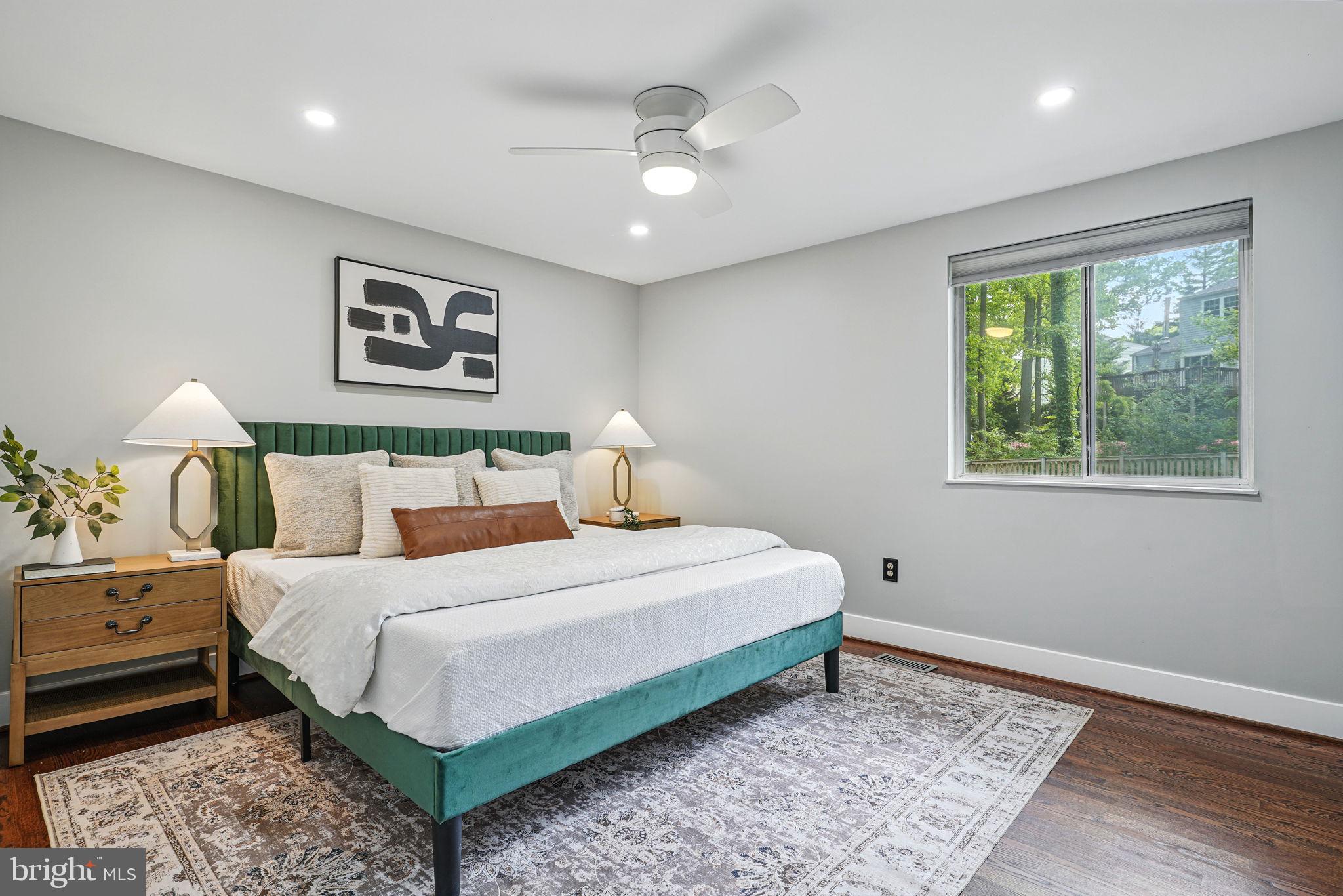 NEWPORT - Residential