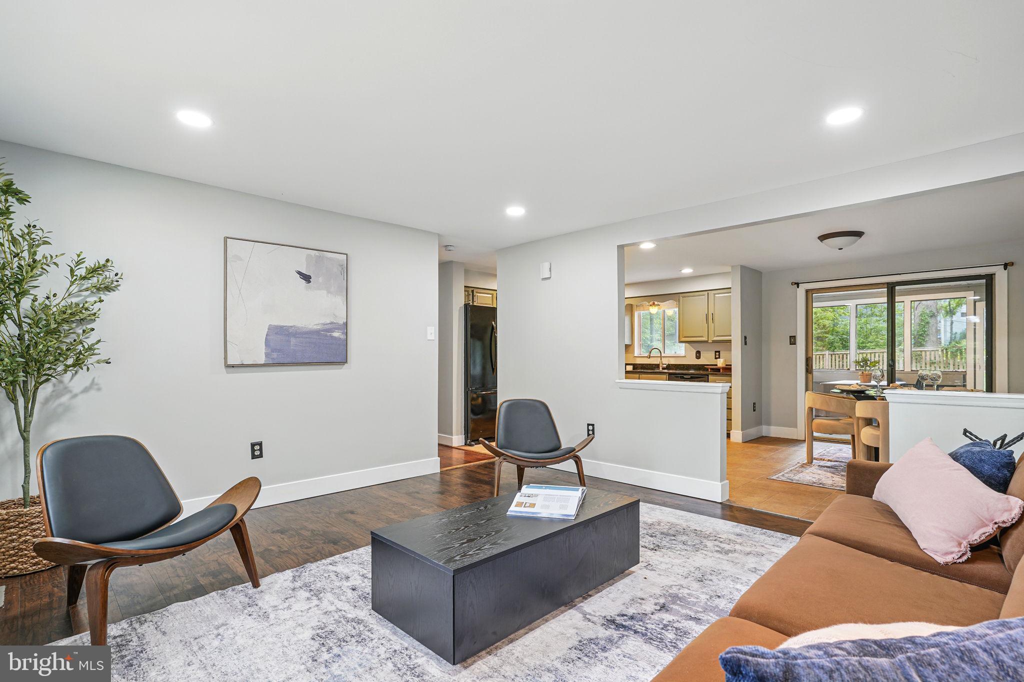 2525 TABOR COURT