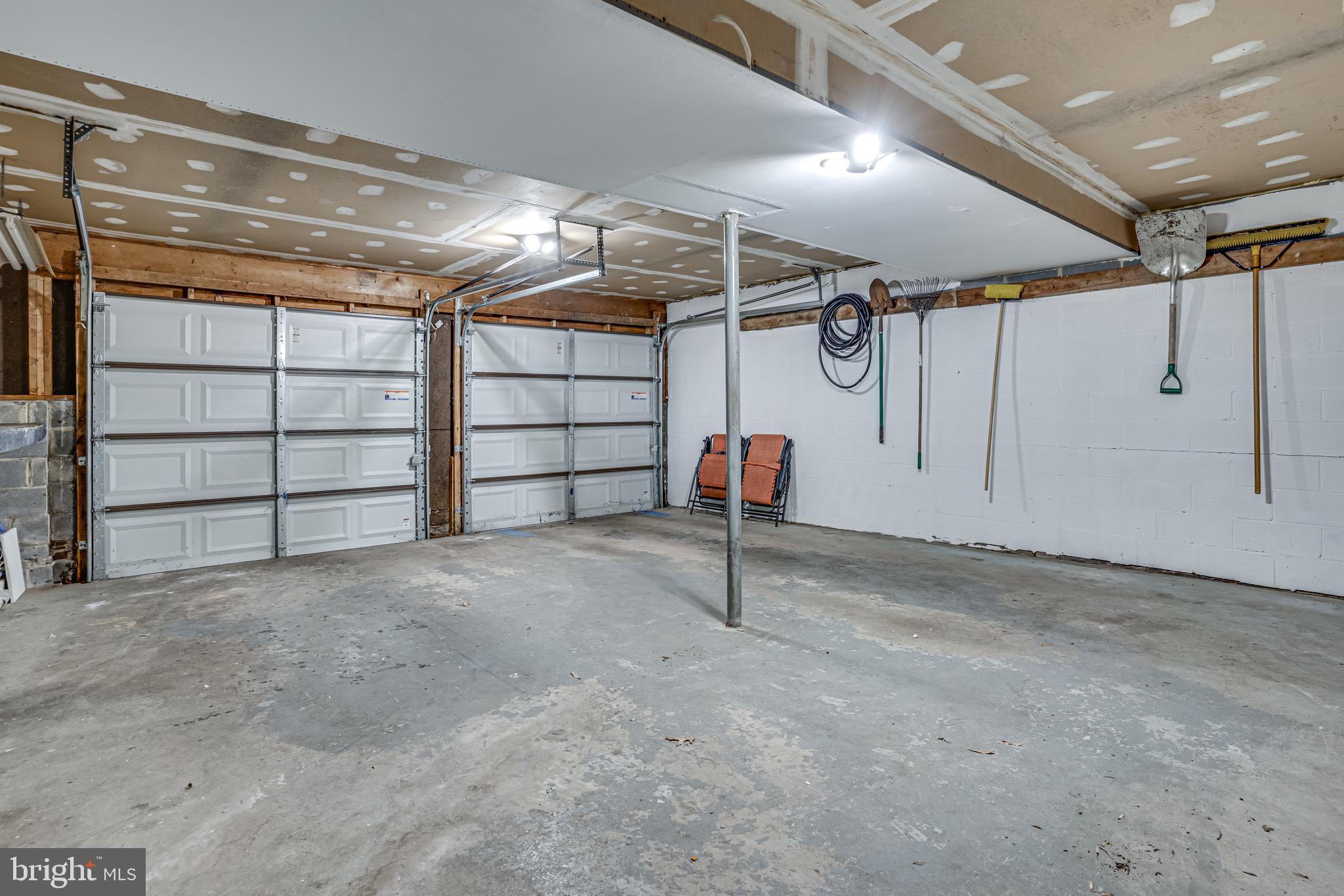 NEWPORT - Residential