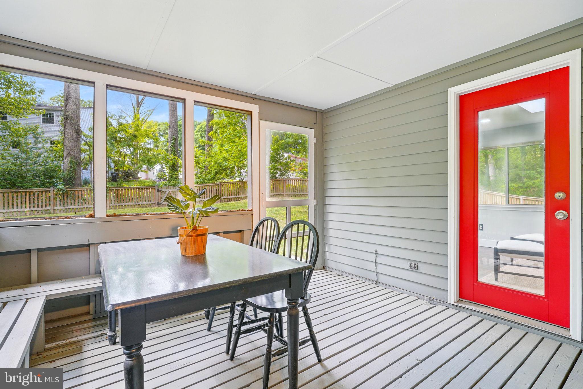 NEWPORT - Residential