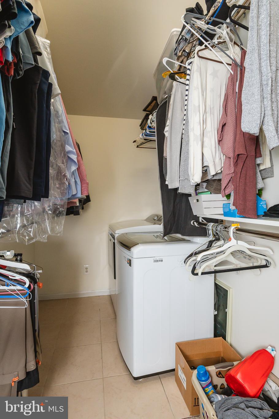 LONGFIELD ESTATES - Residential