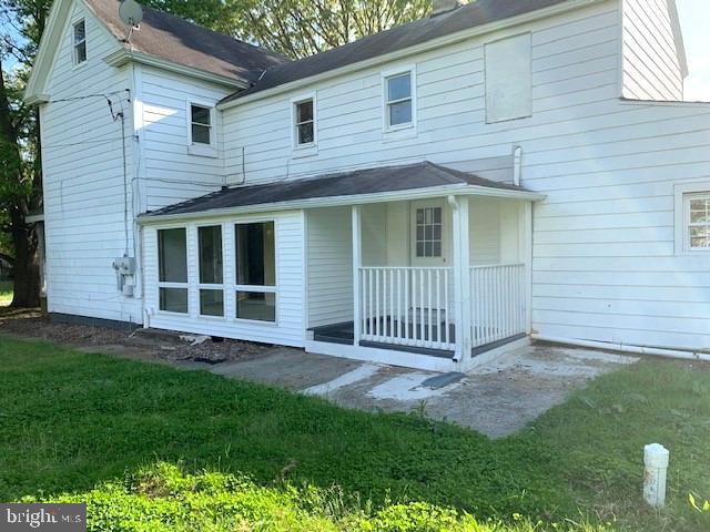 STILL POND - Residential Lease