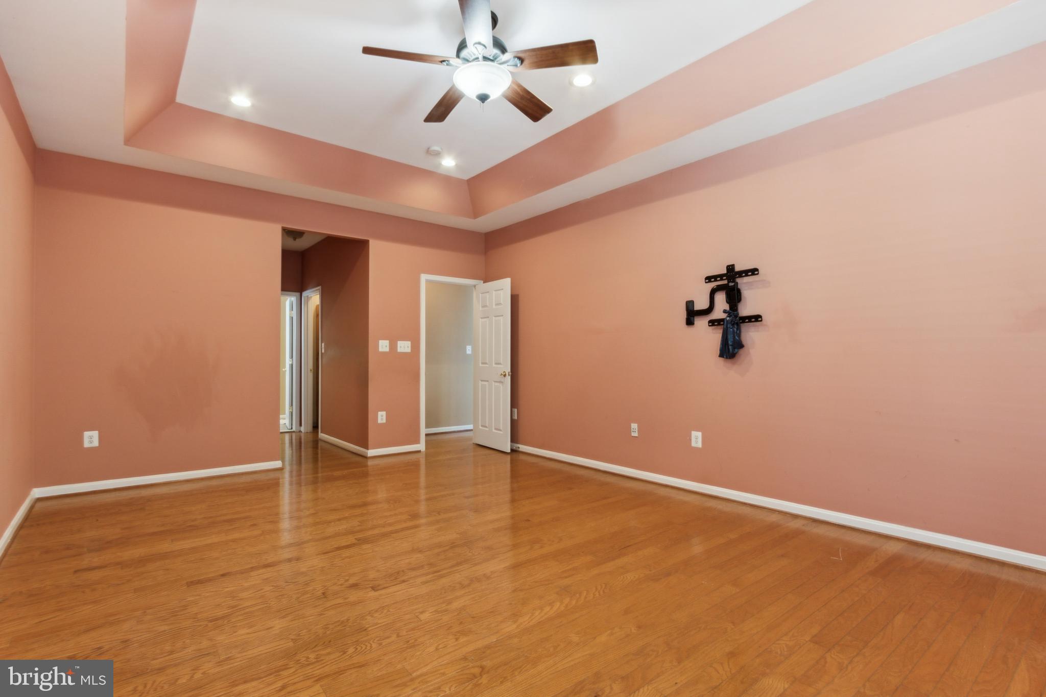 VINT HILL - Residential