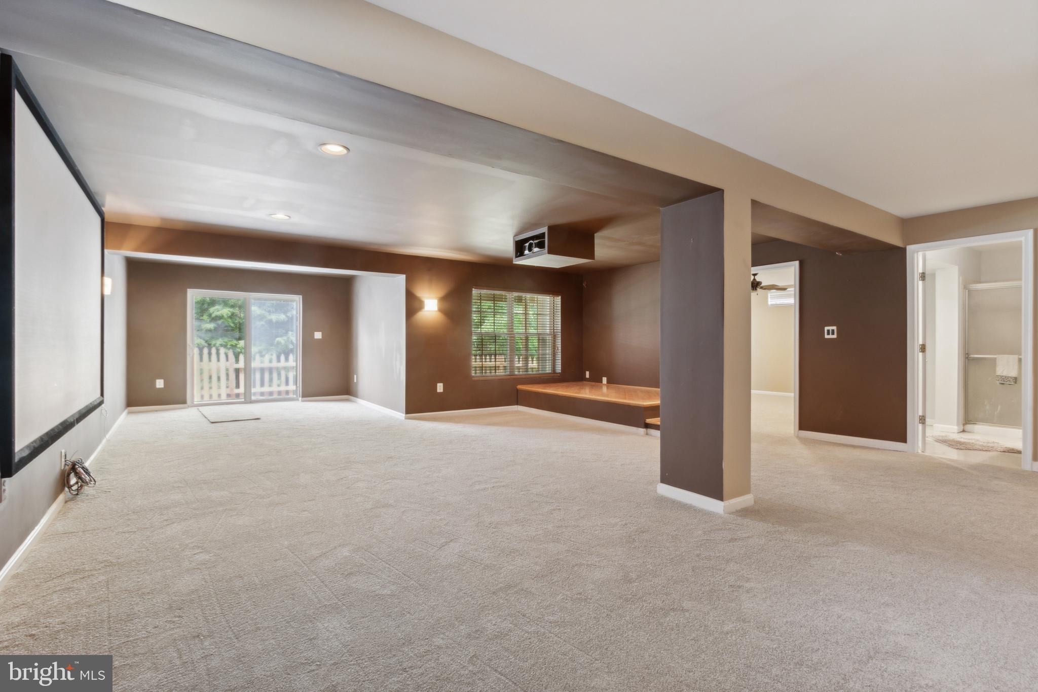 VINT HILL - Residential